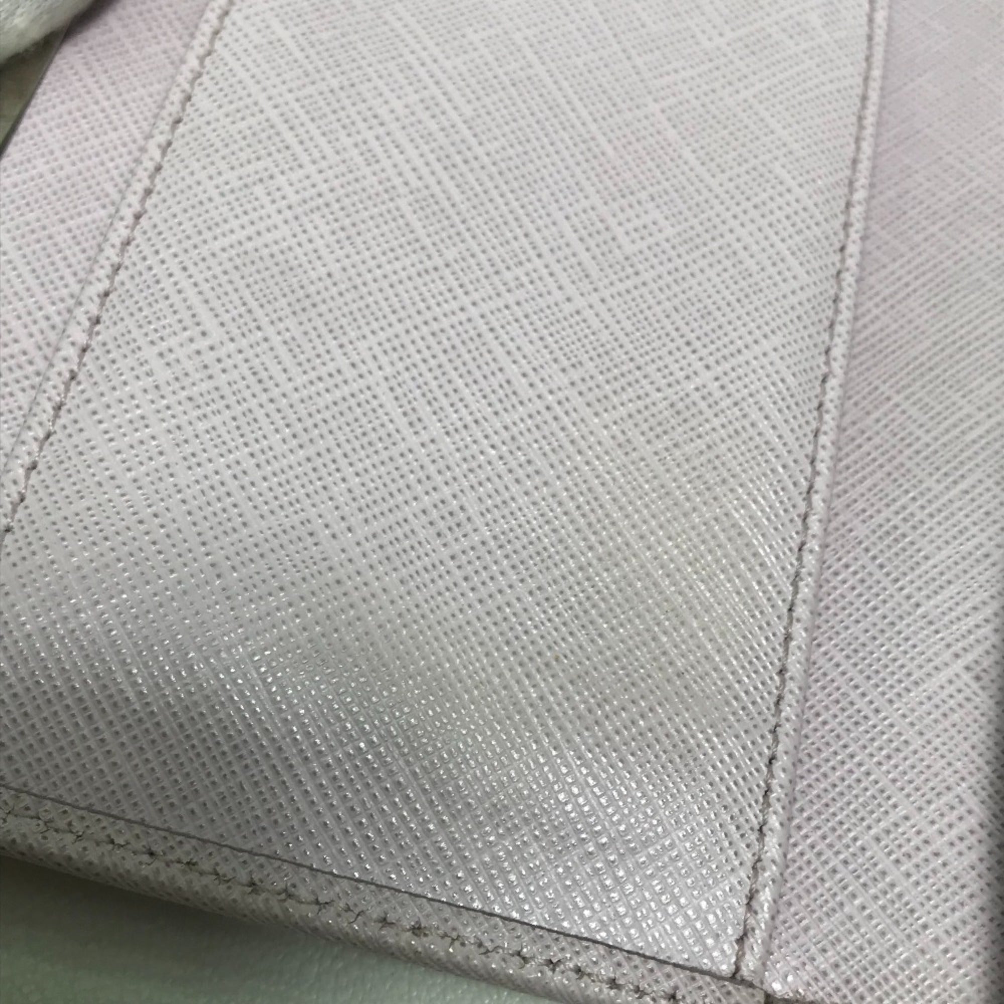 Salvatore Ferragamo Gancini Light Purple Leather Long Wallet (Bi-Fold) (Pre-Owned)