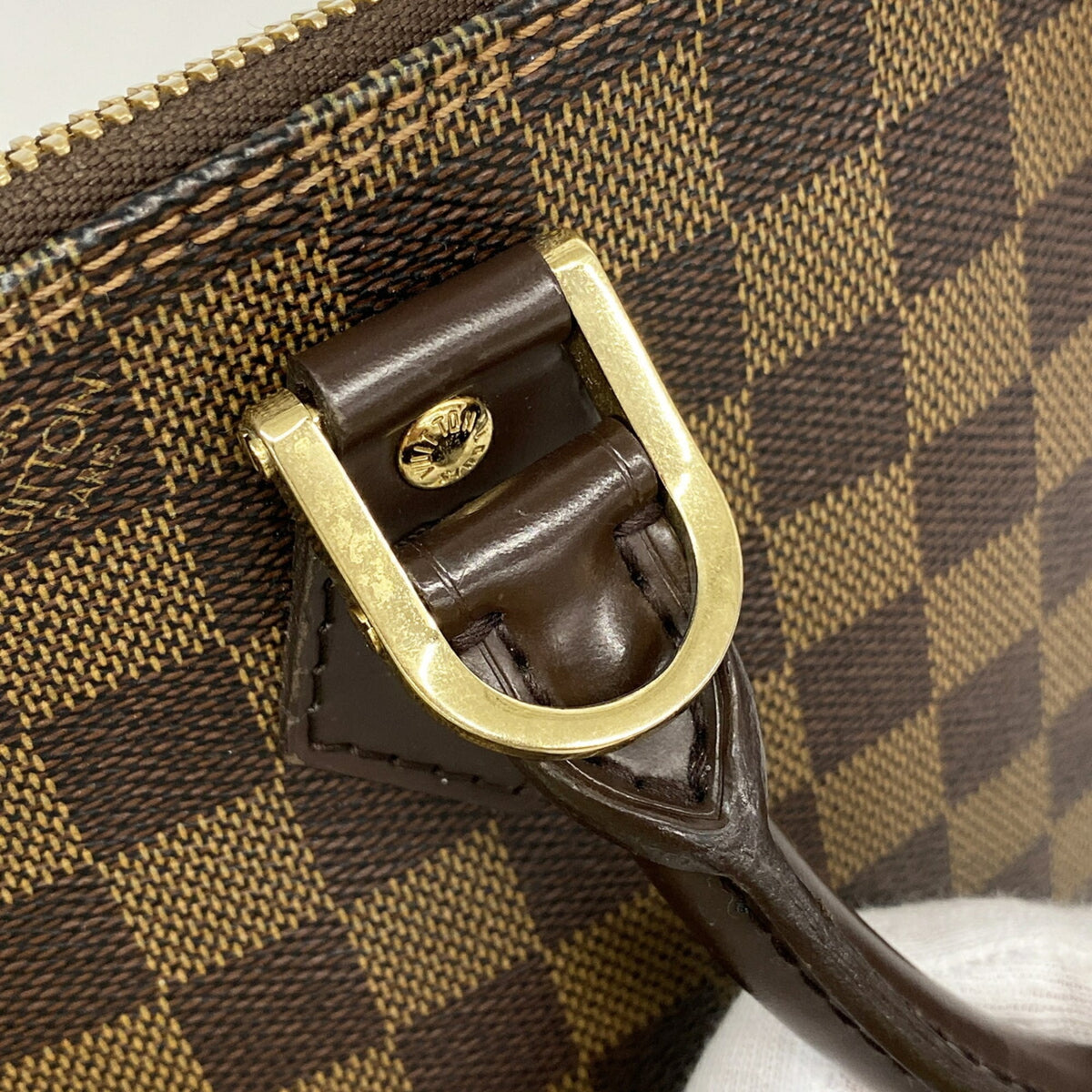 Louis Vuitton Ebene Handbag (Pre-Owned)