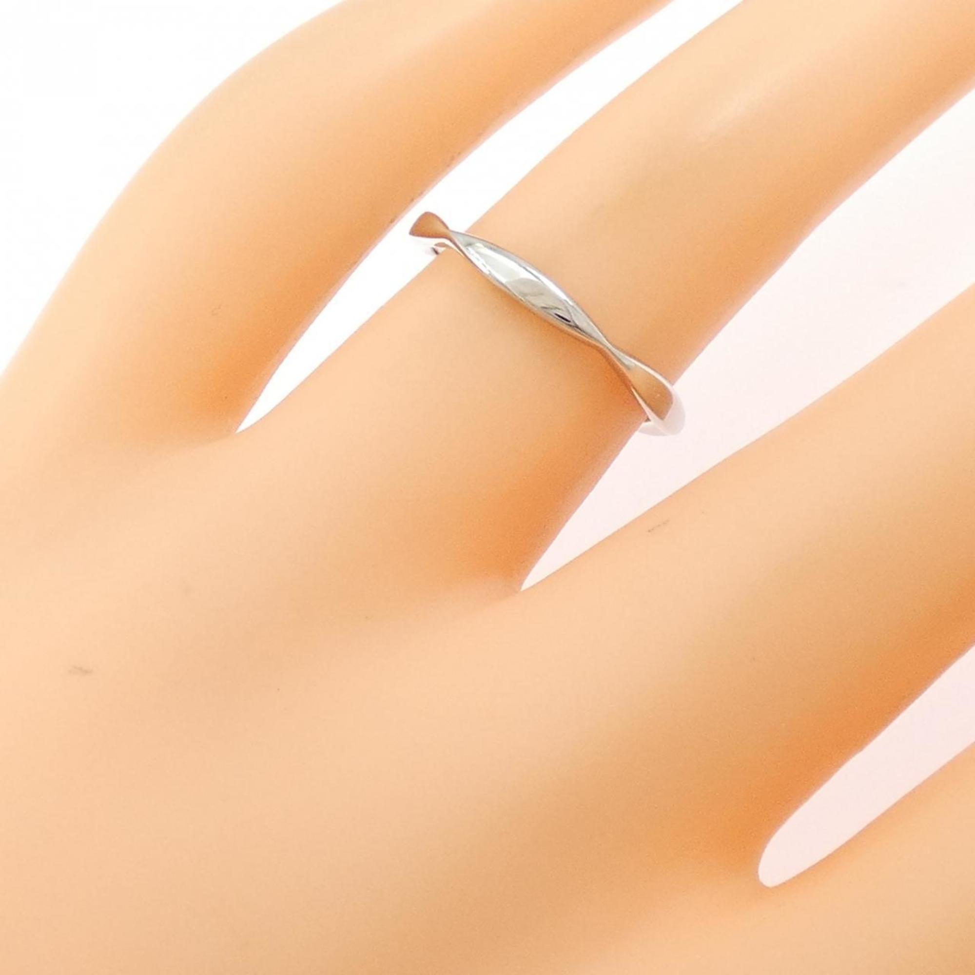 Chanel Platinum Platinum 950 Band Ring (Pre-Owned)