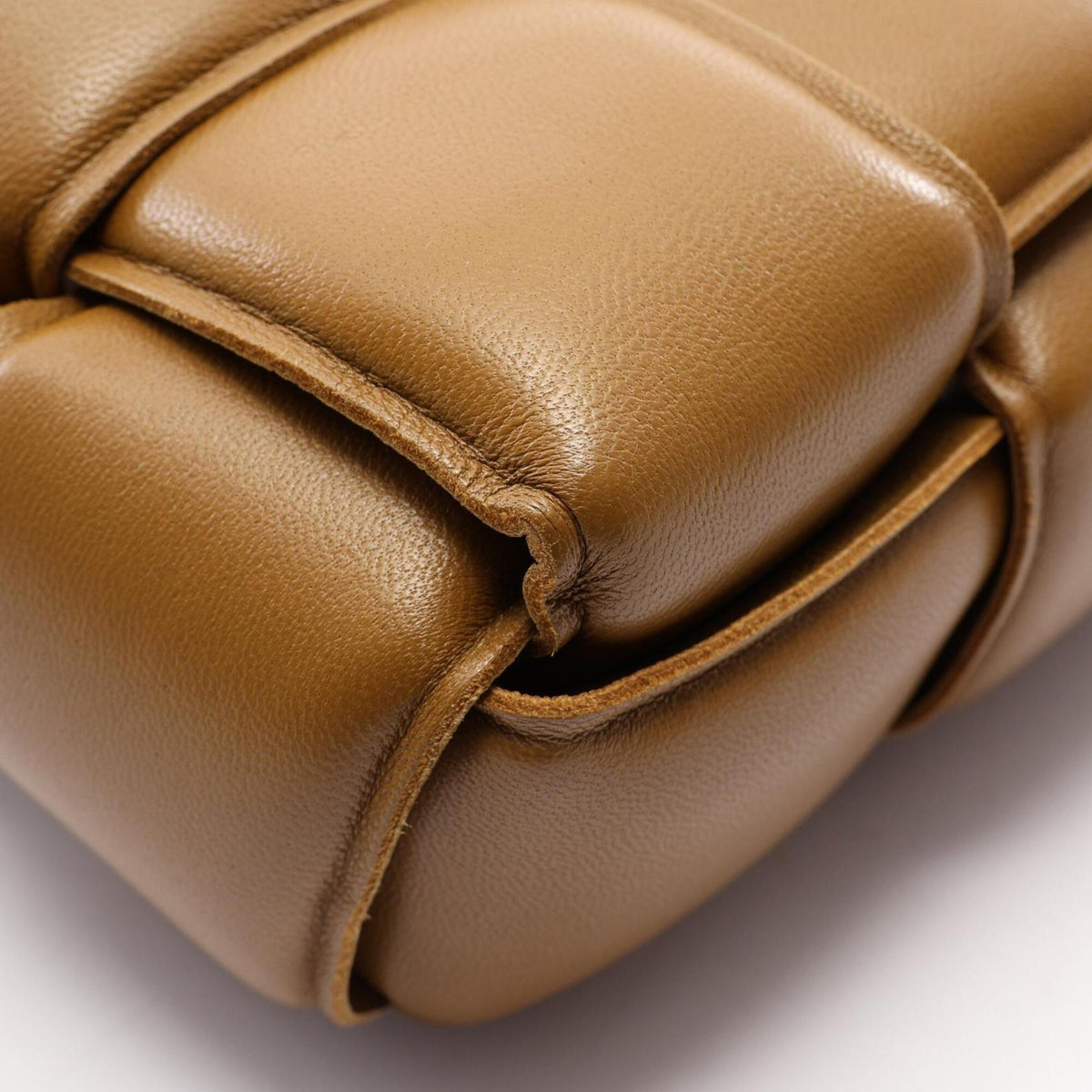 Bottega Veneta Brown Leather Handbag Shoulder Bag (Pre-Owned)