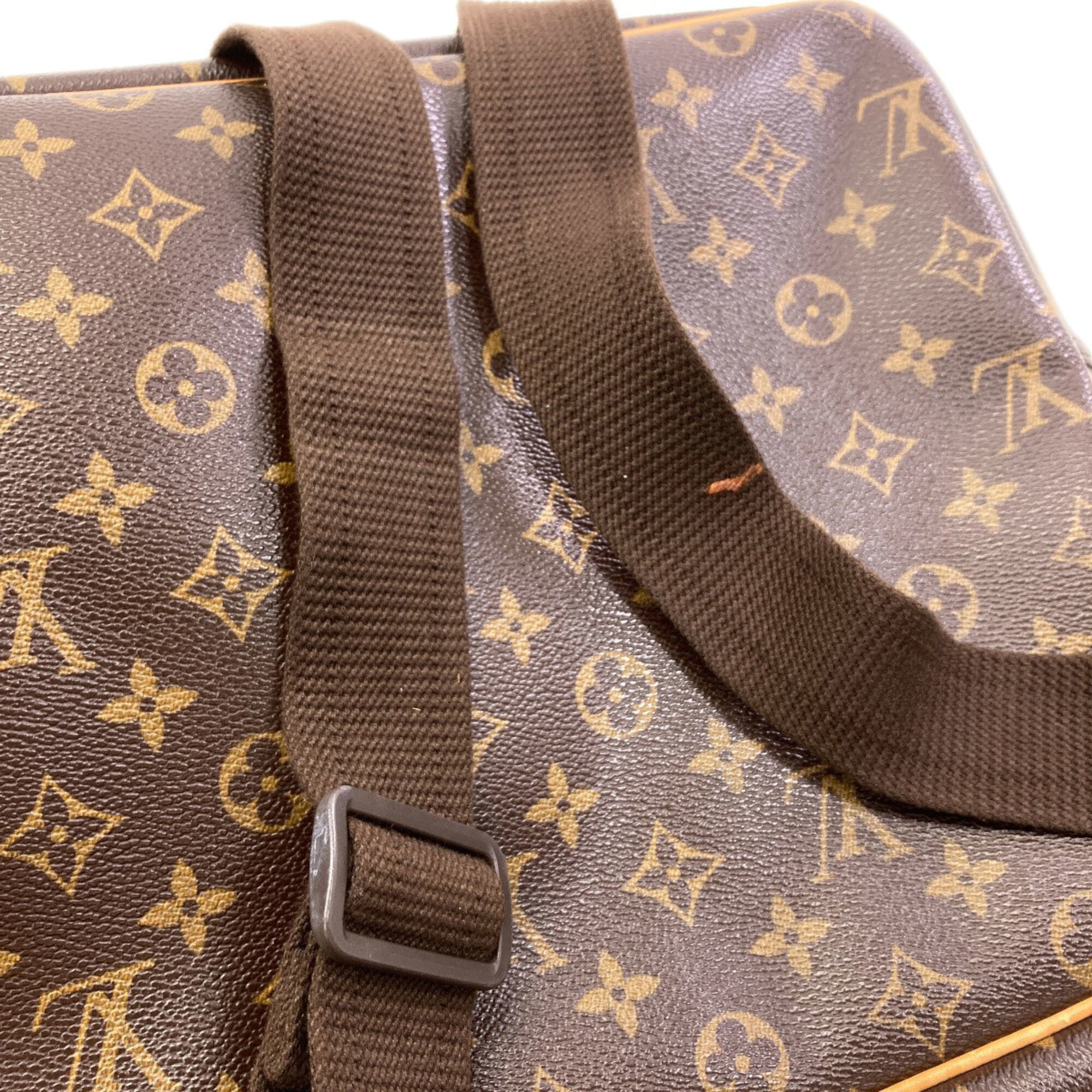 Louis Vuitton Monogram Monogram Shoulder Bag (Pre-Owned)