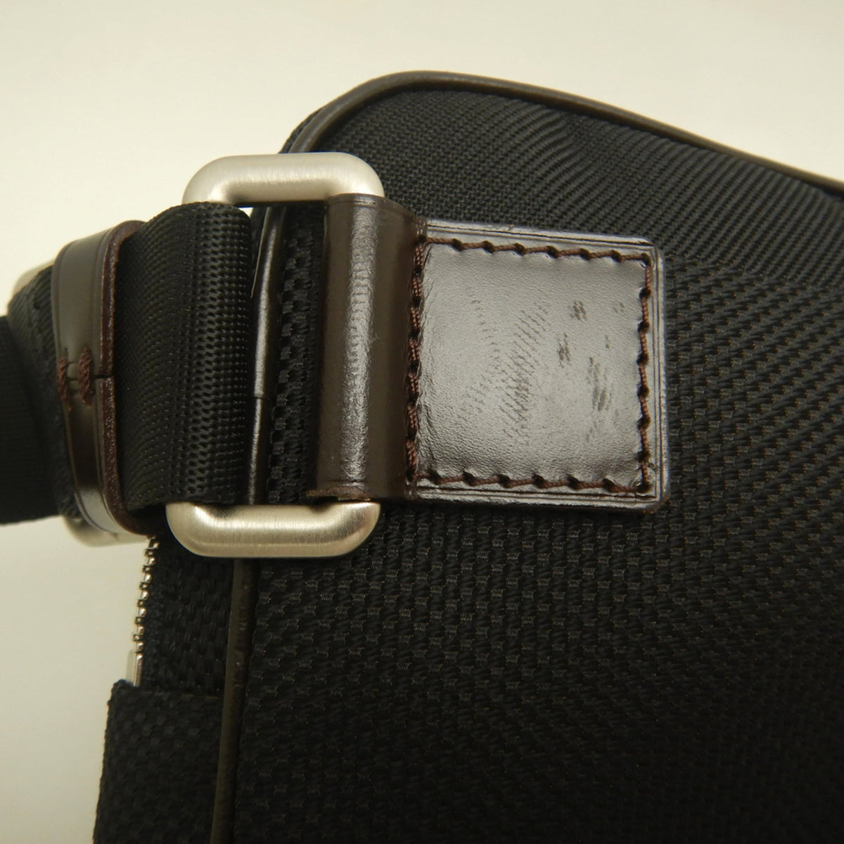 Louis Vuitton Noir Damier Geant Sling Bag (Pre-Owned)