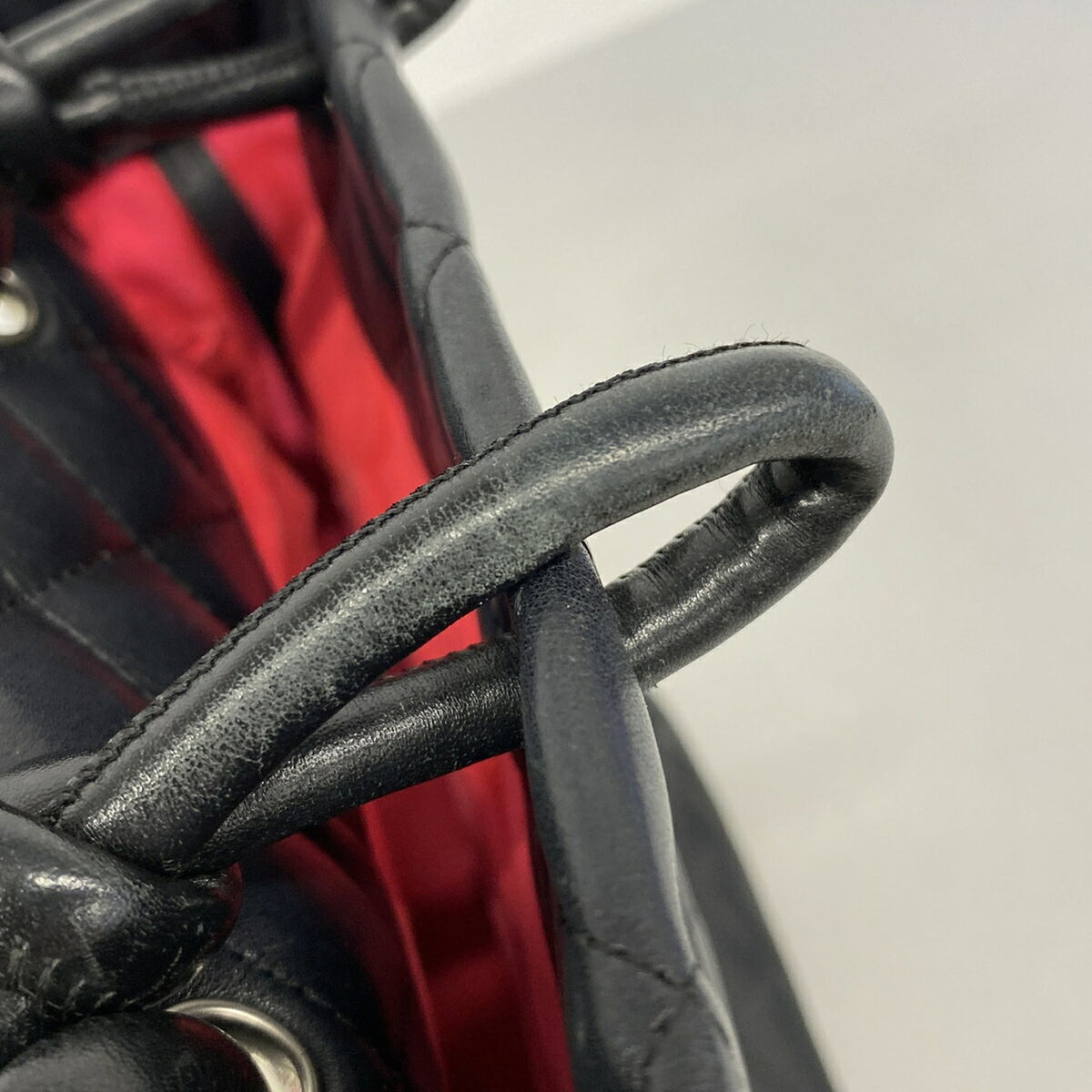 Chanel Black Leather Tote Bag (Pre-Owned)