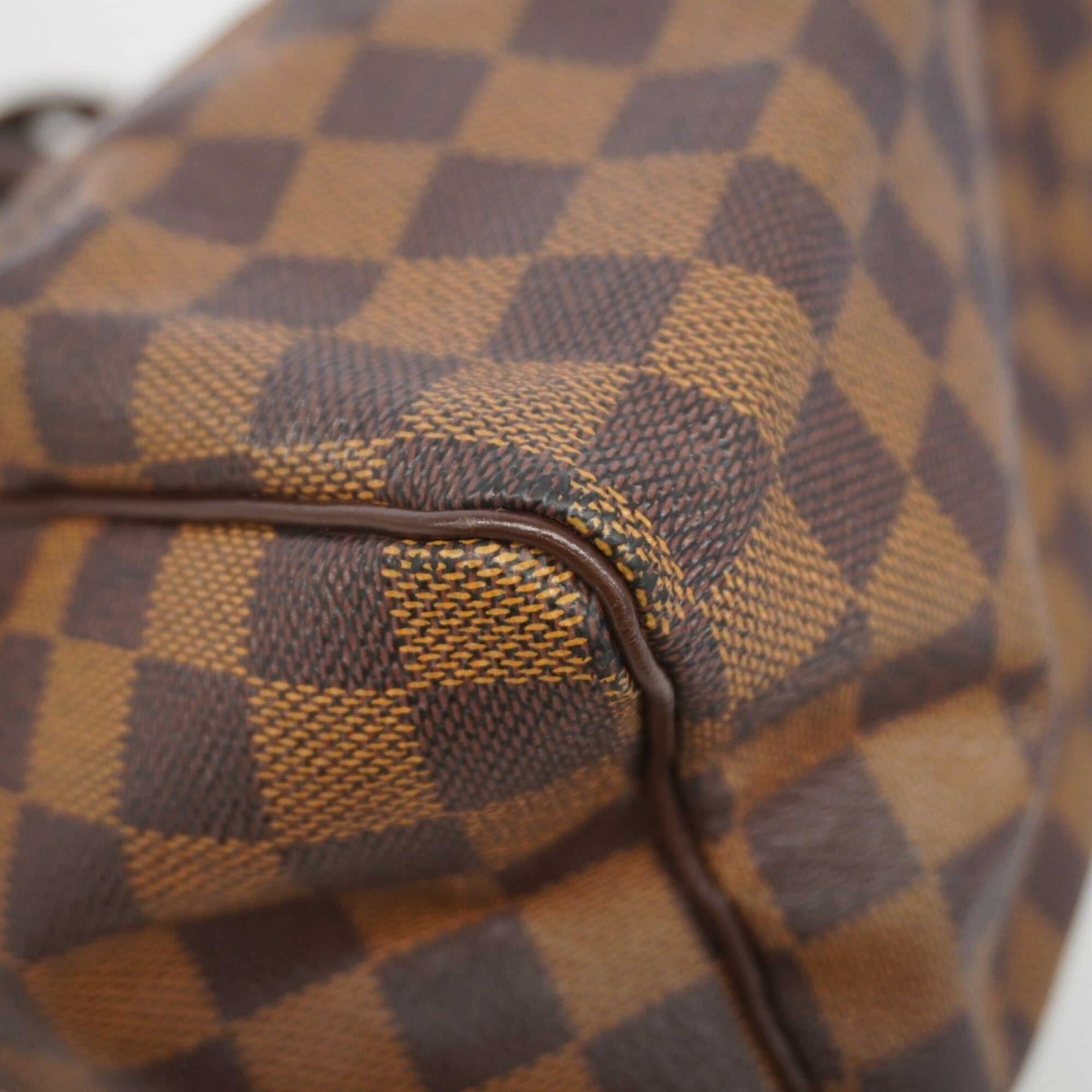 Louis Vuitton Ebene Handbag (Pre-Owned)