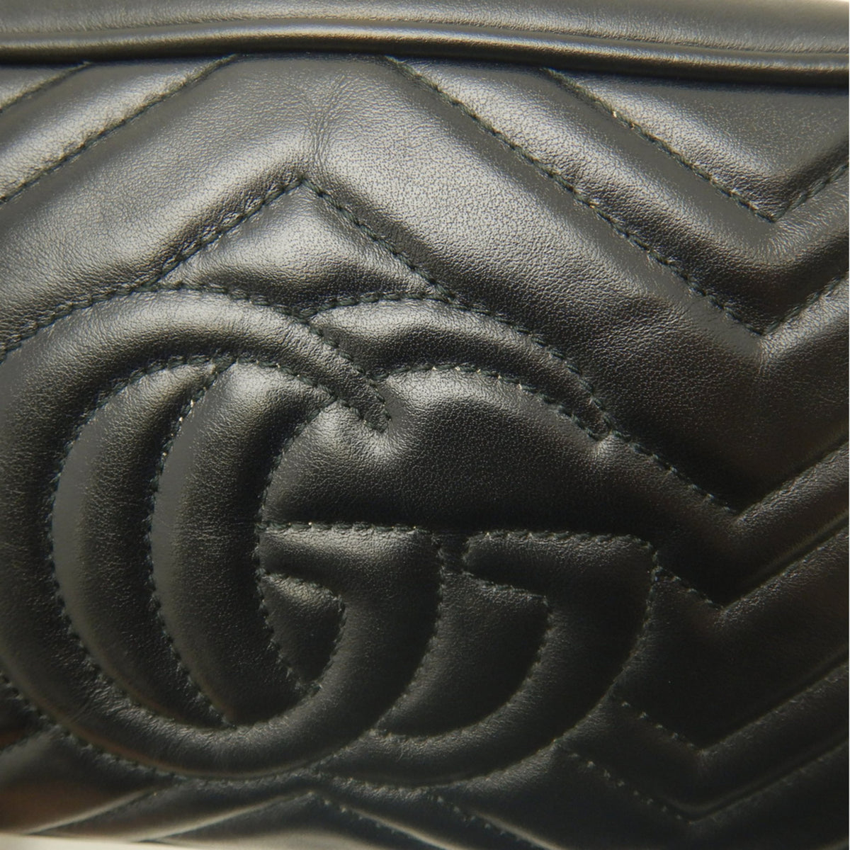 Gucci Black Leather Shoulder Bag (Pre-Owned)