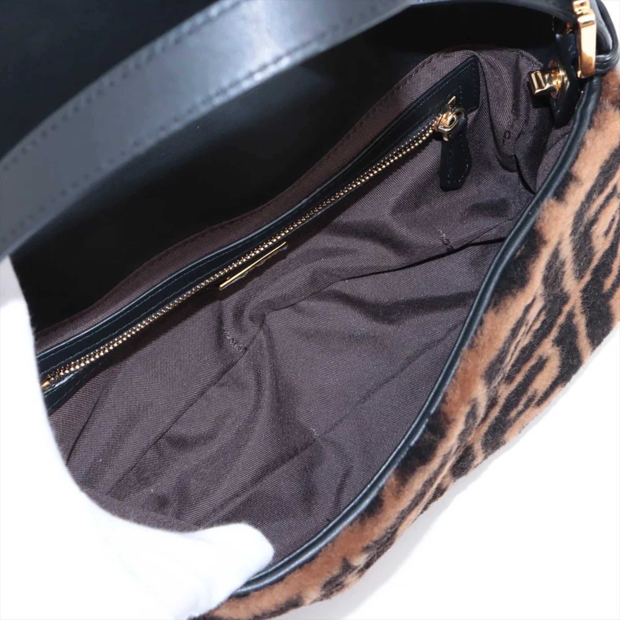Fendi Brown Leather Shoulder Bag (Pre-Owned)