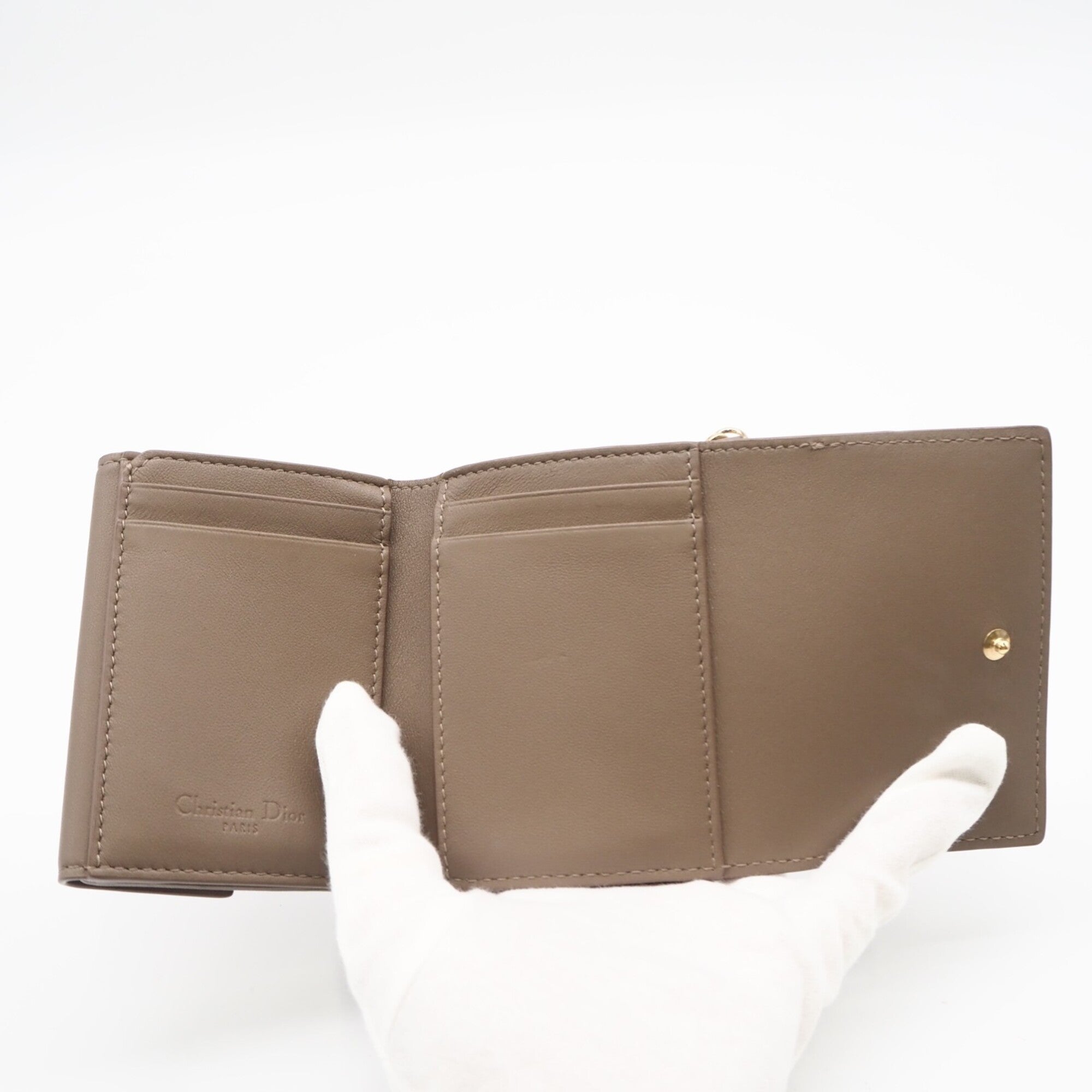 Christian Dior Lady Dior Beige Leather Wallet (Tri-Fold) (Pre-Owned)