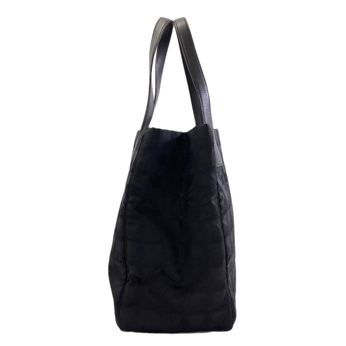 Chanel Black New Travel Line Tote Bag (Pre-Owned)