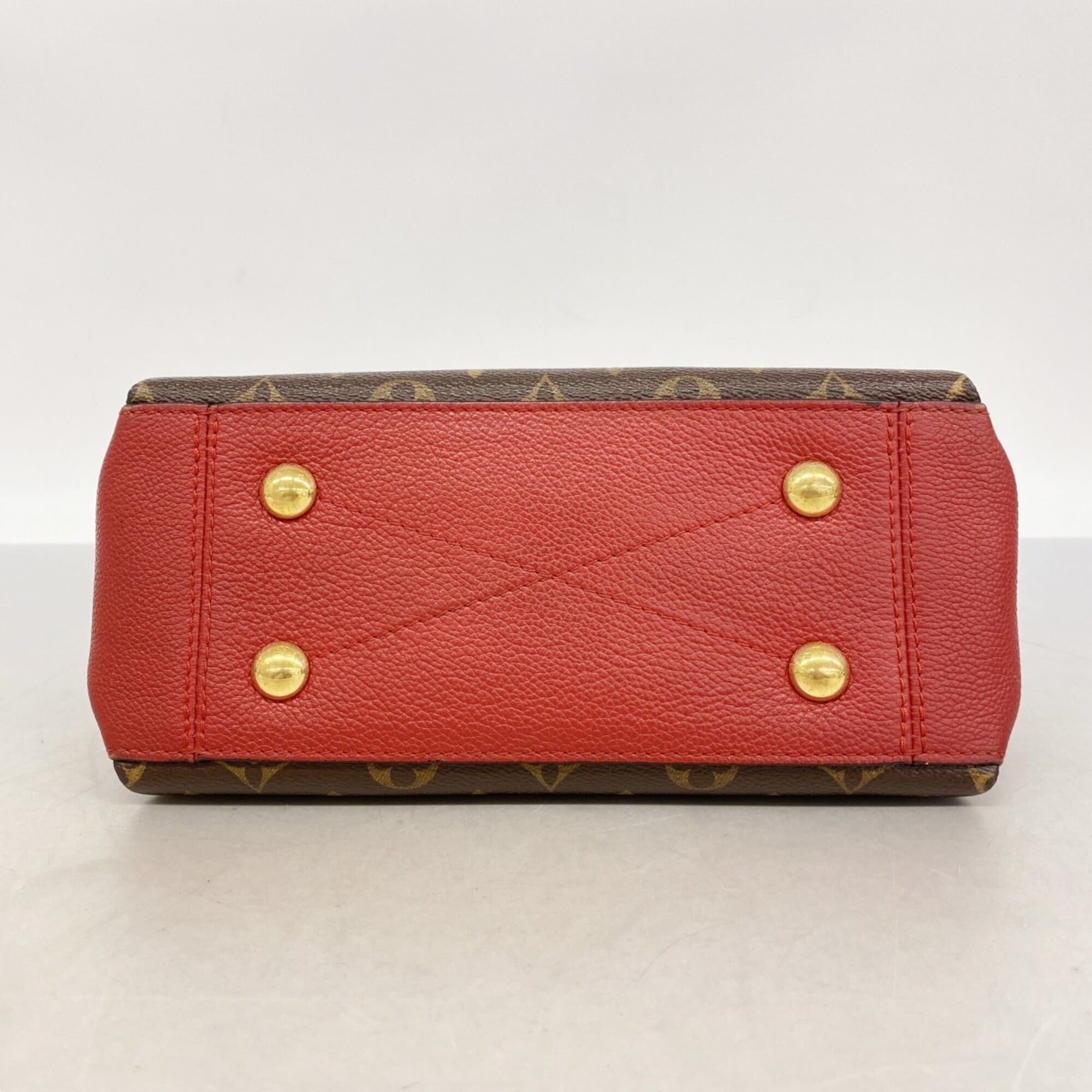 Louis Vuitton Cerise Shoulder Bag (Pre-Owned)