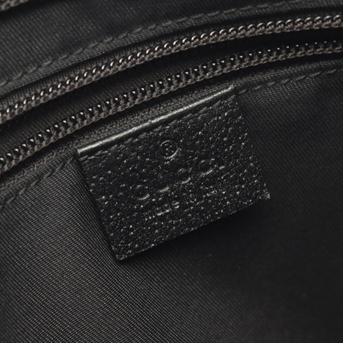 Gucci Black Canvas Leather Handbag Shoulder Bag (Pre-Owned)