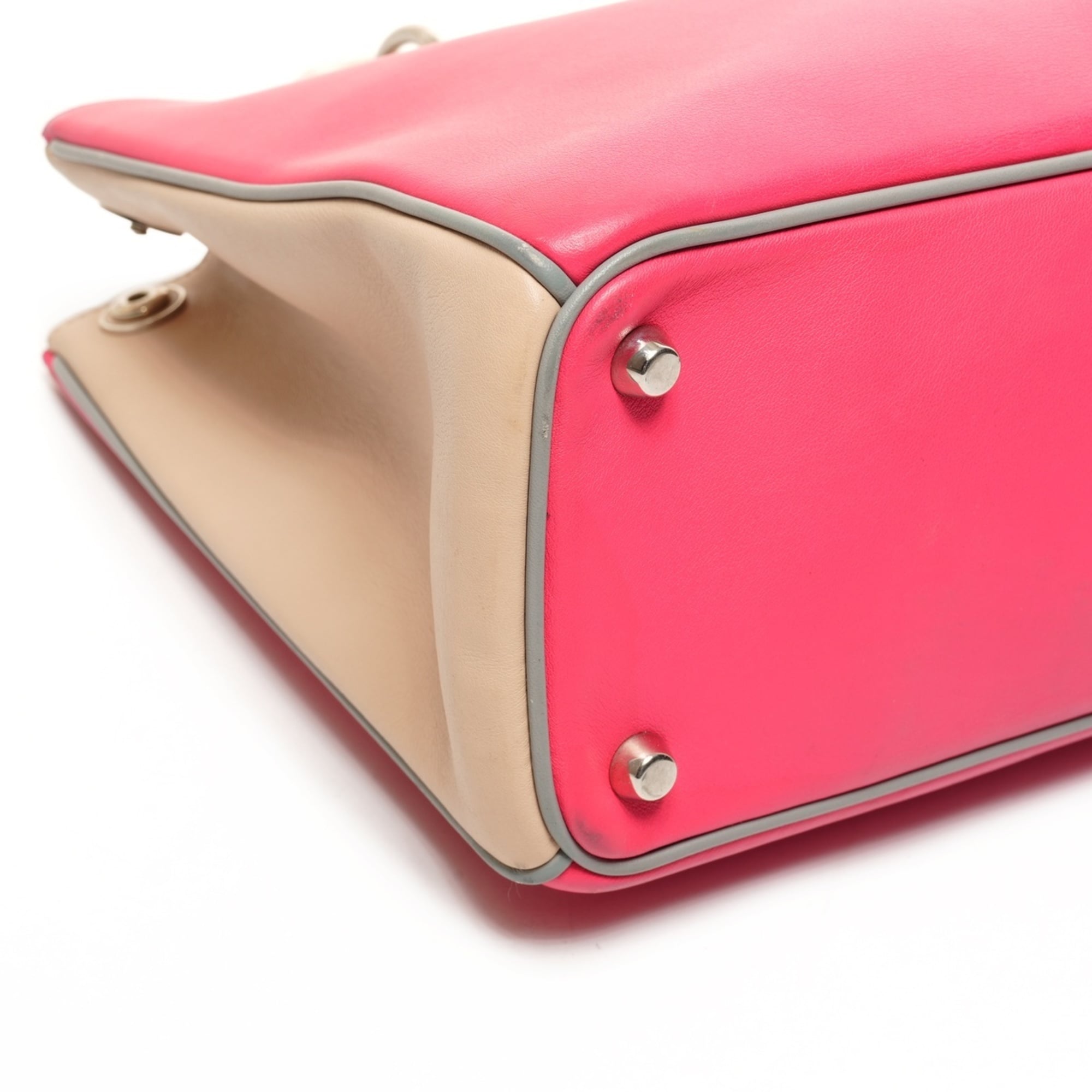 Christian Dior Pink Handbag (Pre-Owned)