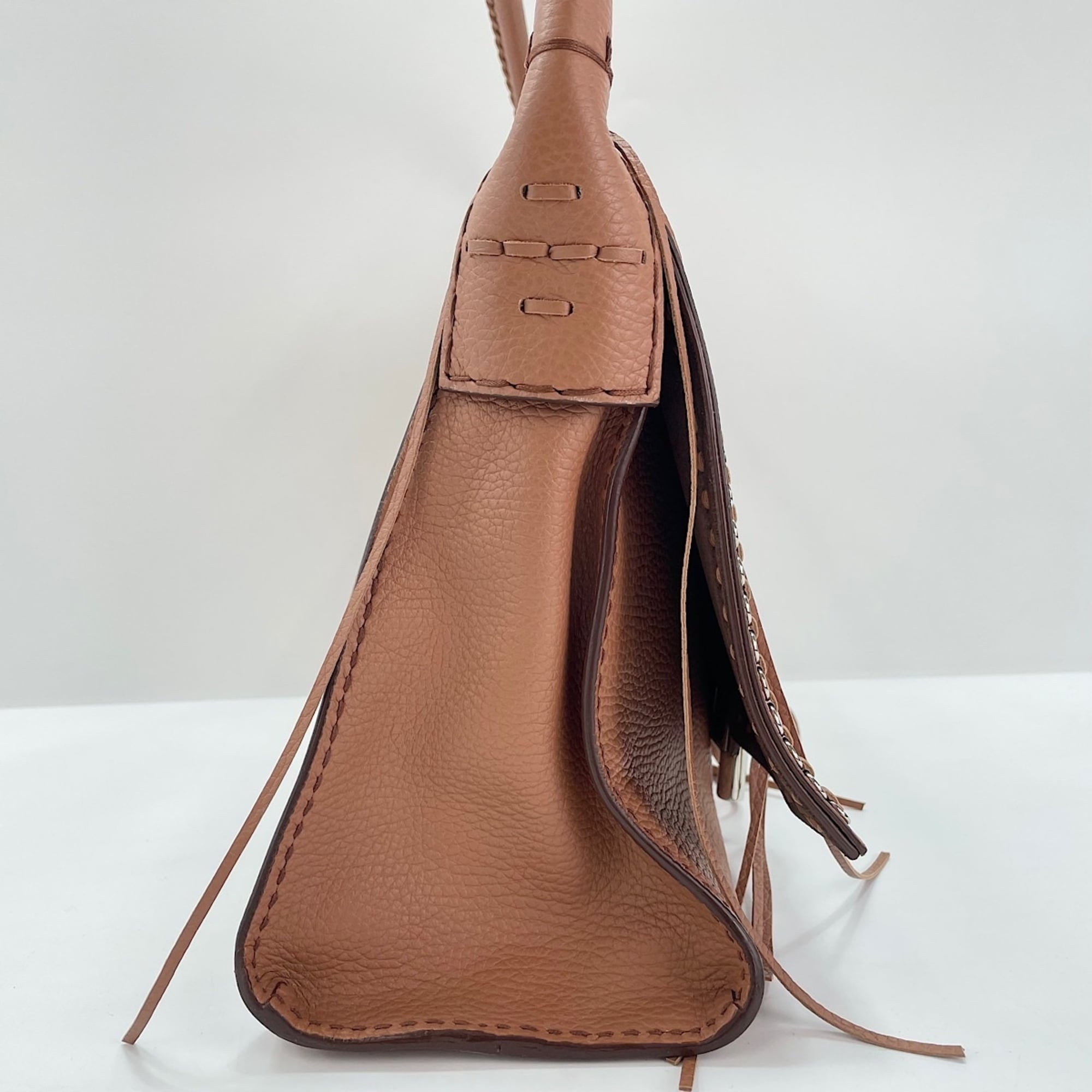 Tod's Pink Shoulder Bag (Pre-Owned)
