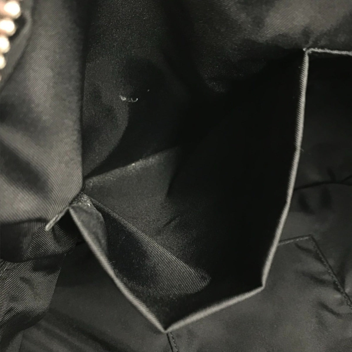 Gucci Black Leather Tote Bag (Pre-Owned)
