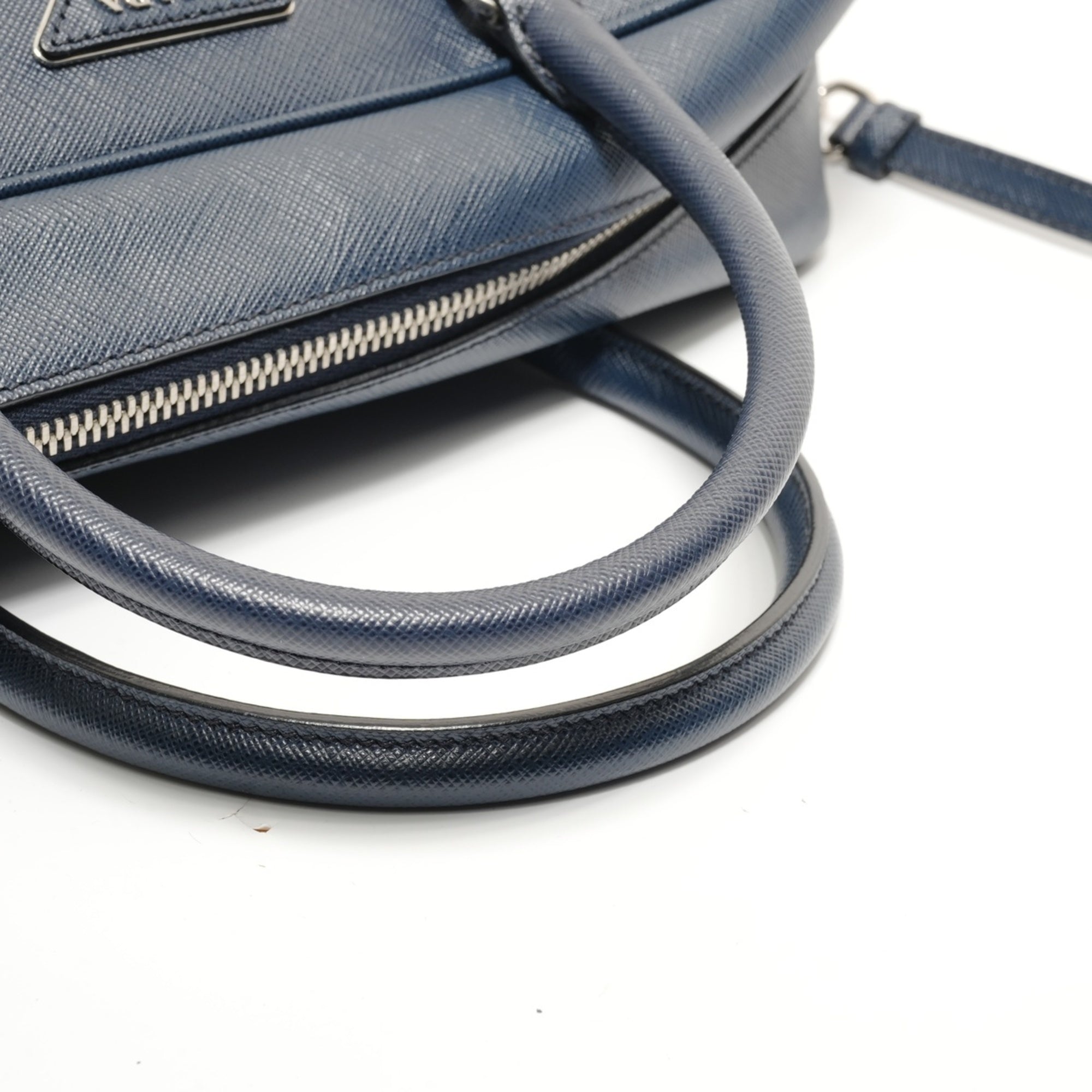 Prada Saffiano Navy Handbag (Pre-Owned)