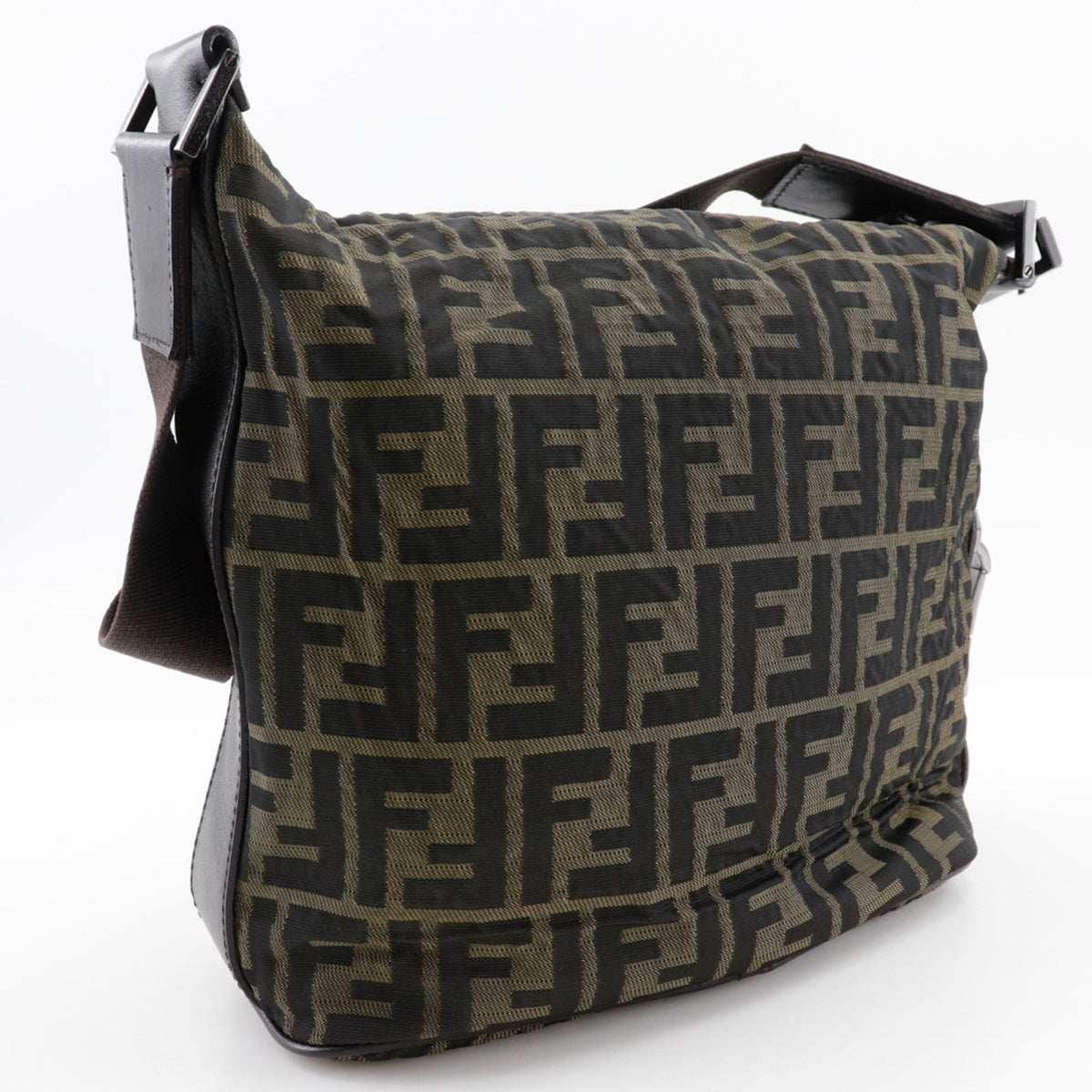 Fendi Brown Nylon Shoulder Bag (Pre-Owned)