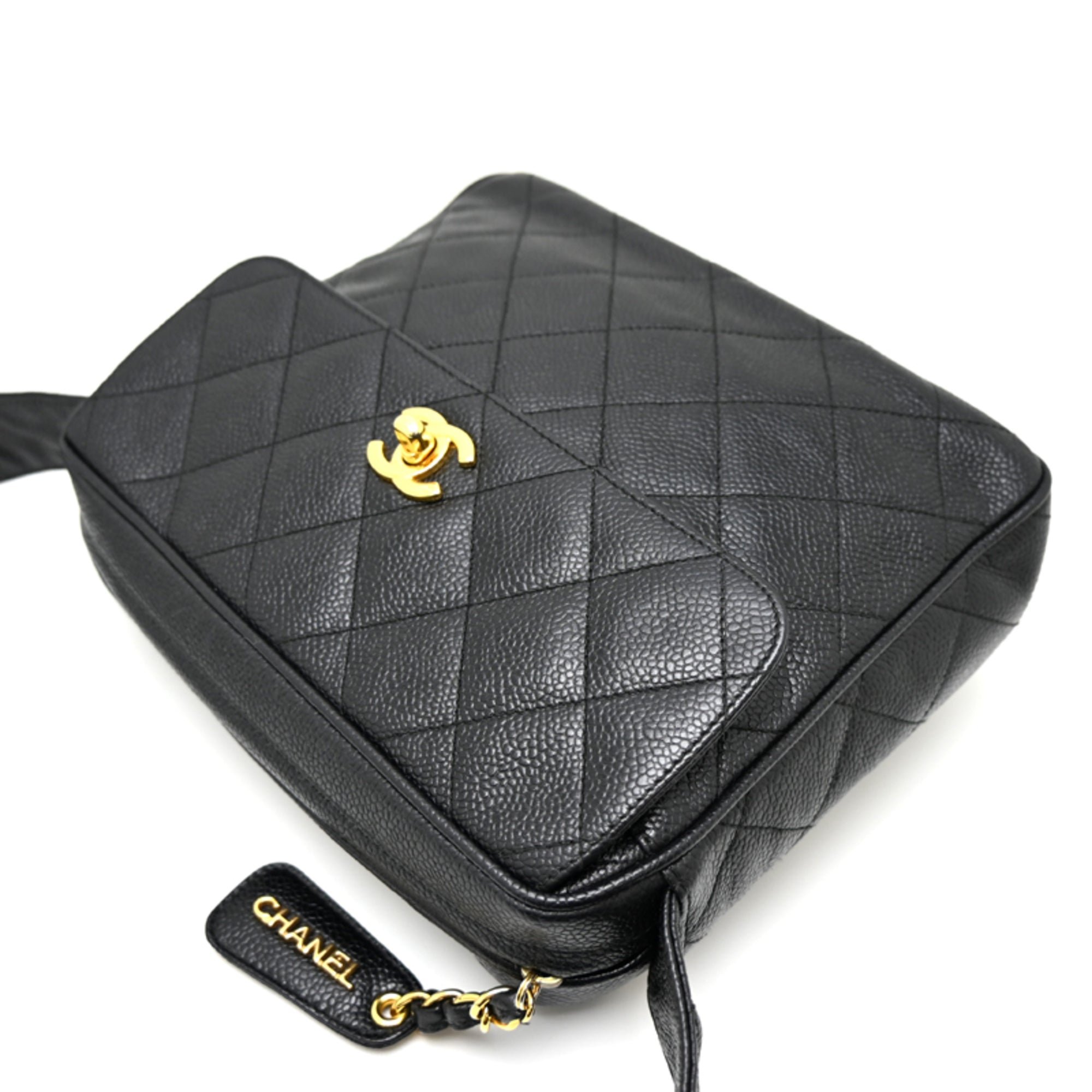 Chanel Black Grained Calfskin Shoulder Bag (Pre-Owned)