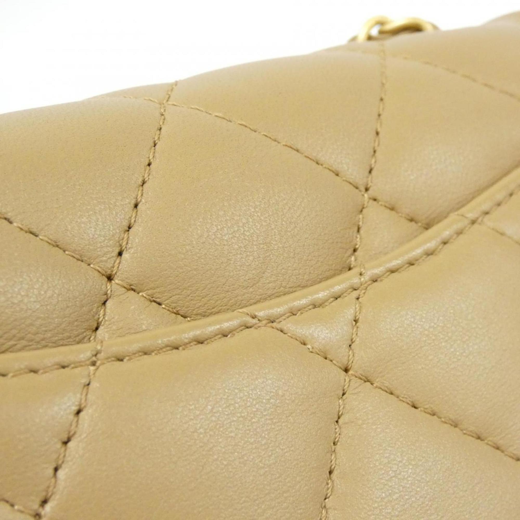 Chanel Beige Leather Shoulder Bag (Pre-Owned)