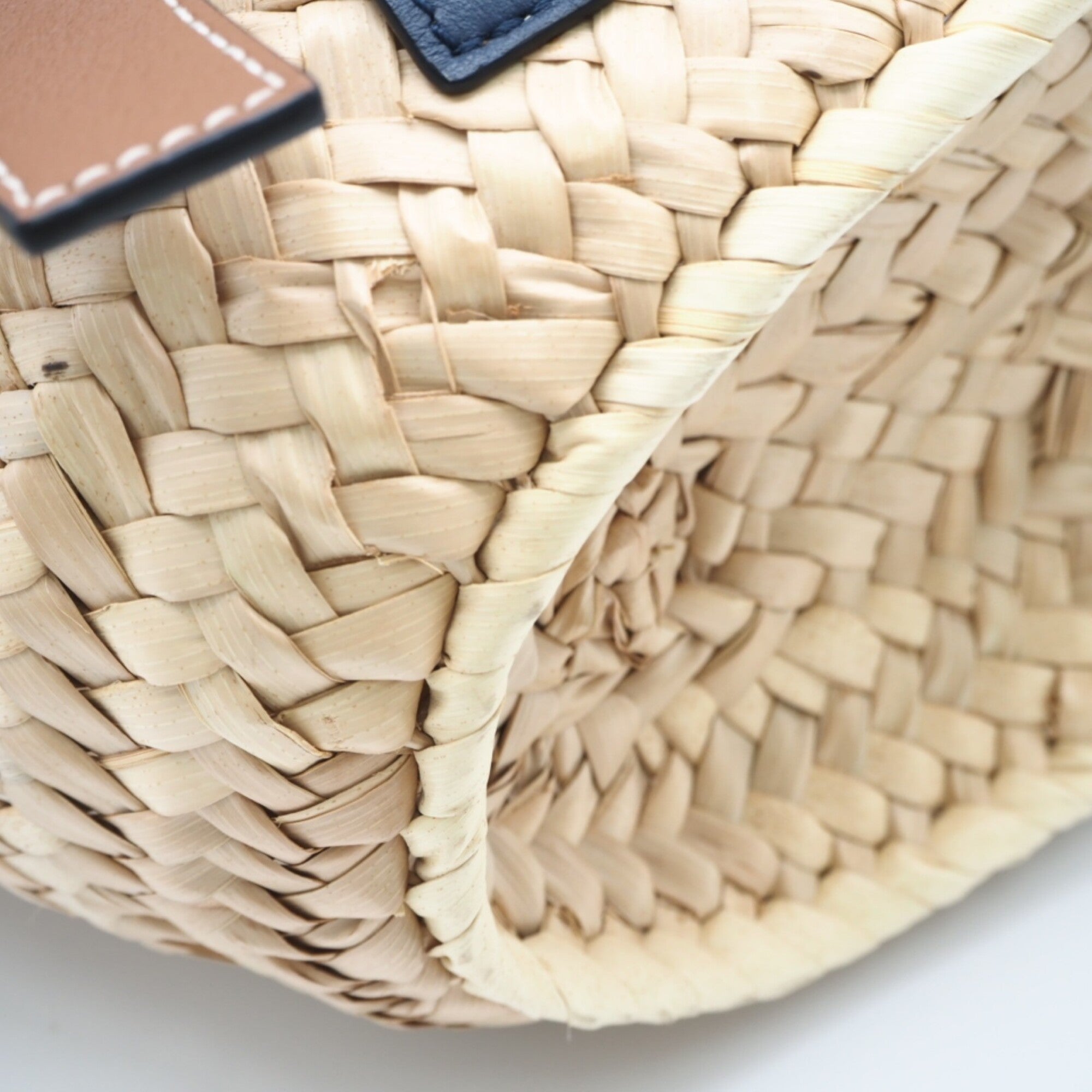 Loewe Beige Brown Navy Raffia Leather Basket Handbag (Pre-Owned)
