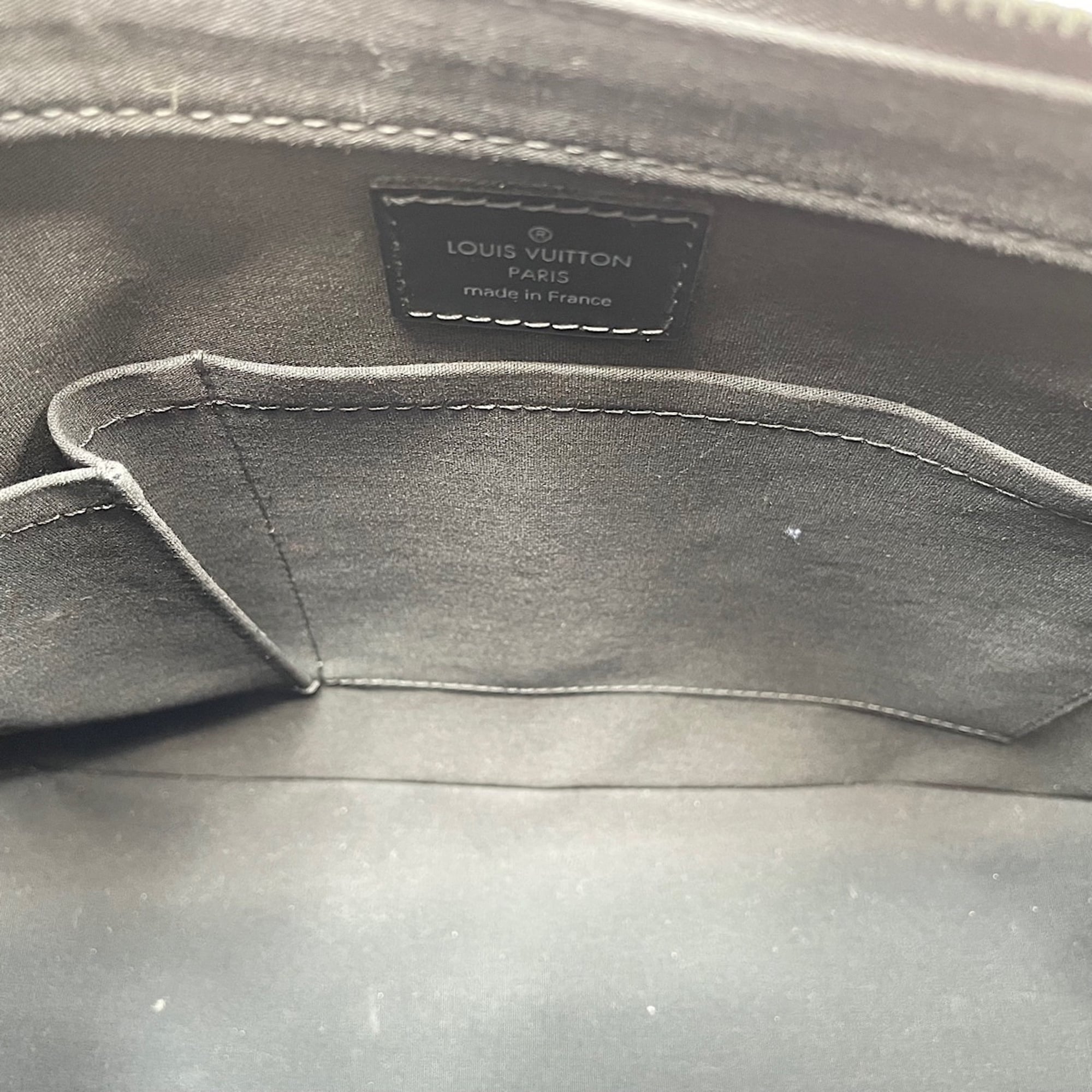 Louis Vuitton Black Shoulder Bag (Pre-Owned)
