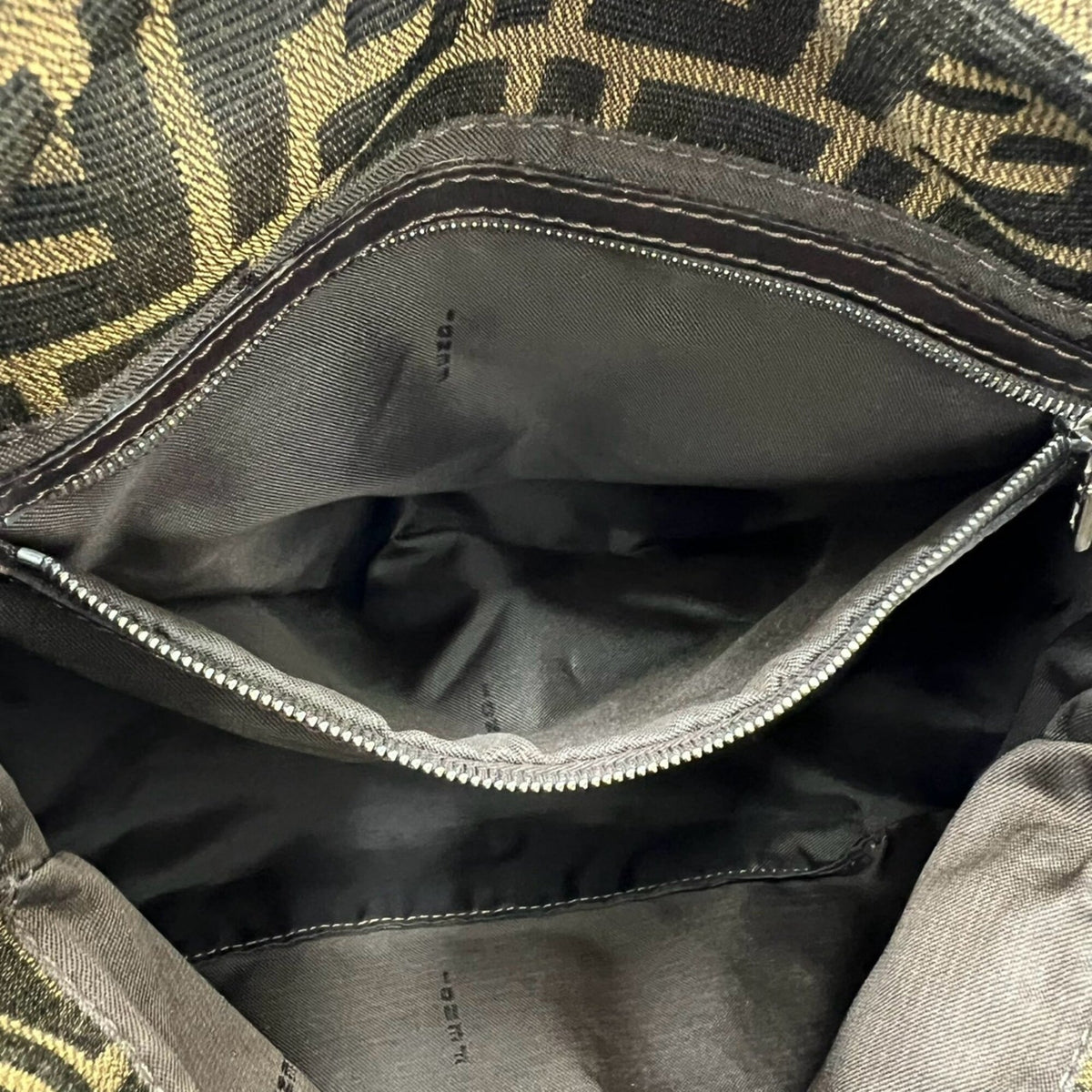 Fendi Brown Canvas Leather Handbag Shoulder Bag (Pre-Owned)