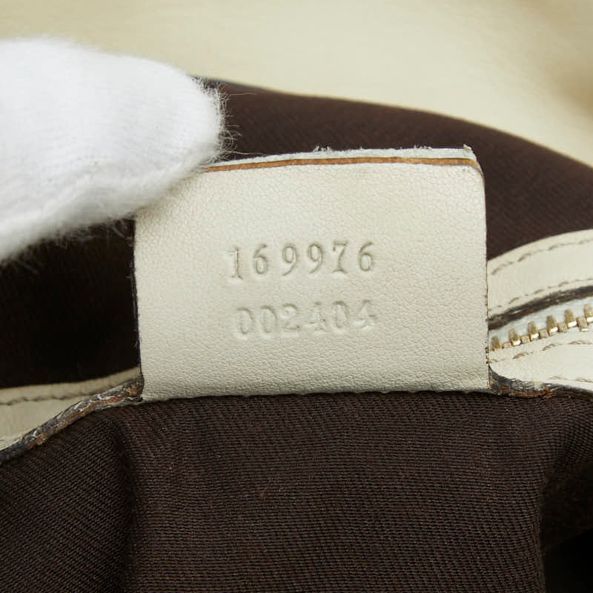 Gucci Beige Ivory Ivory Shoulder Bag (Pre-Owned)