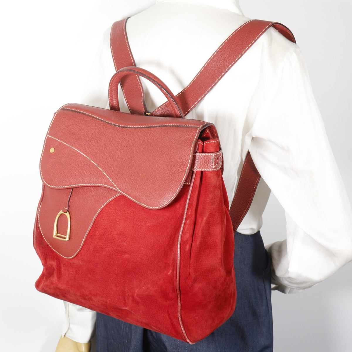 Gucci Red Color Suede Leather Backpack (Pre-Owned)