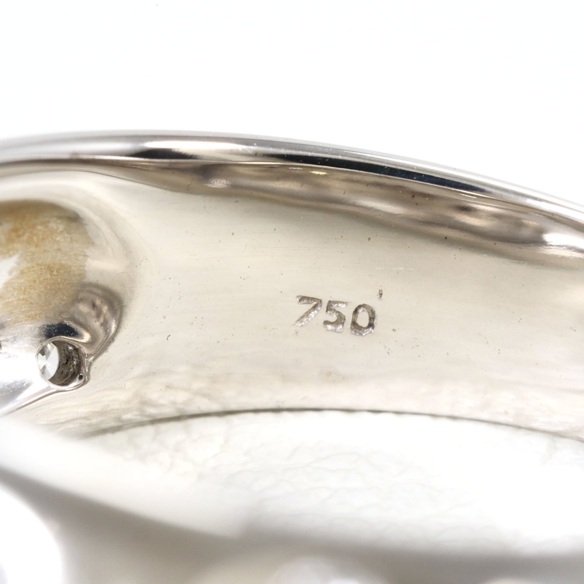 Unbranded White Gold White Gold (18K) Band Ring (Pre-Owned)