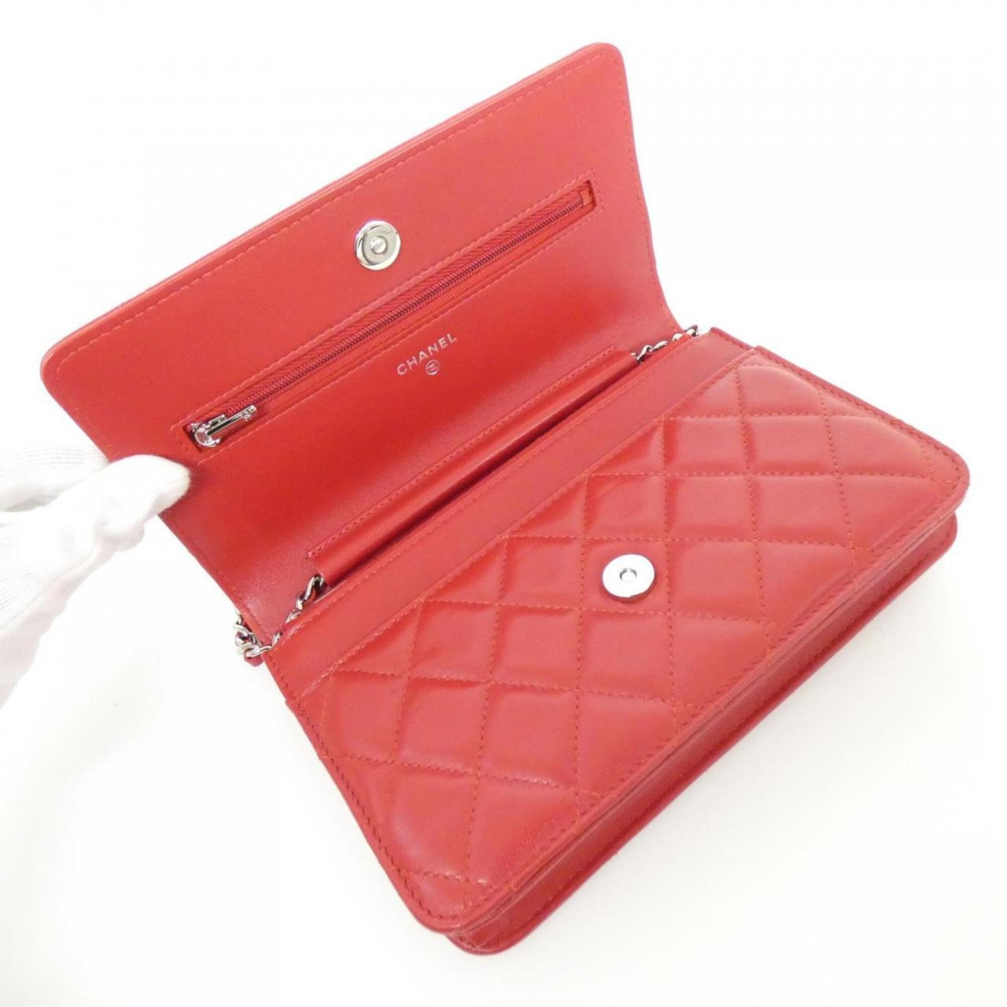 Chanel Red Color Leather Chain/Shoulder Wallet (Pre-Owned)