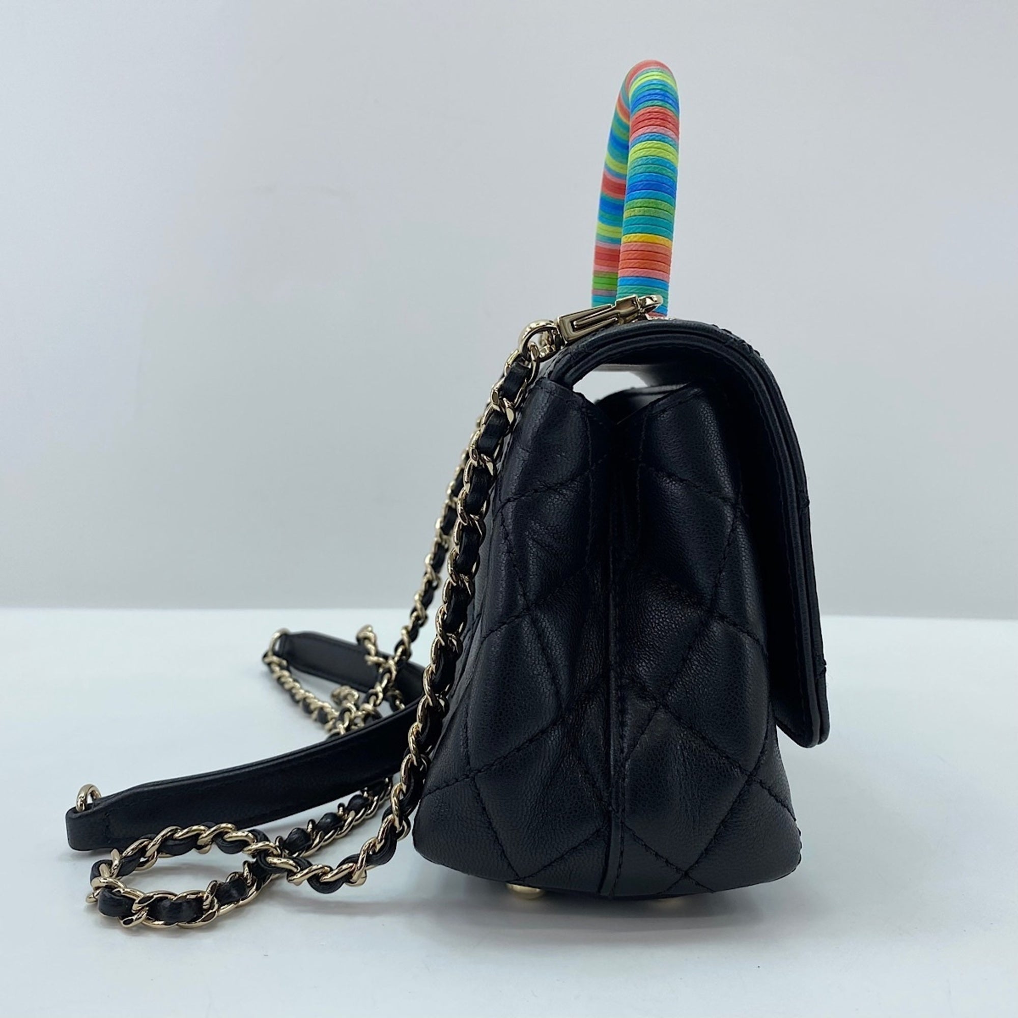 Chanel Black Handbag (Pre-Owned)
