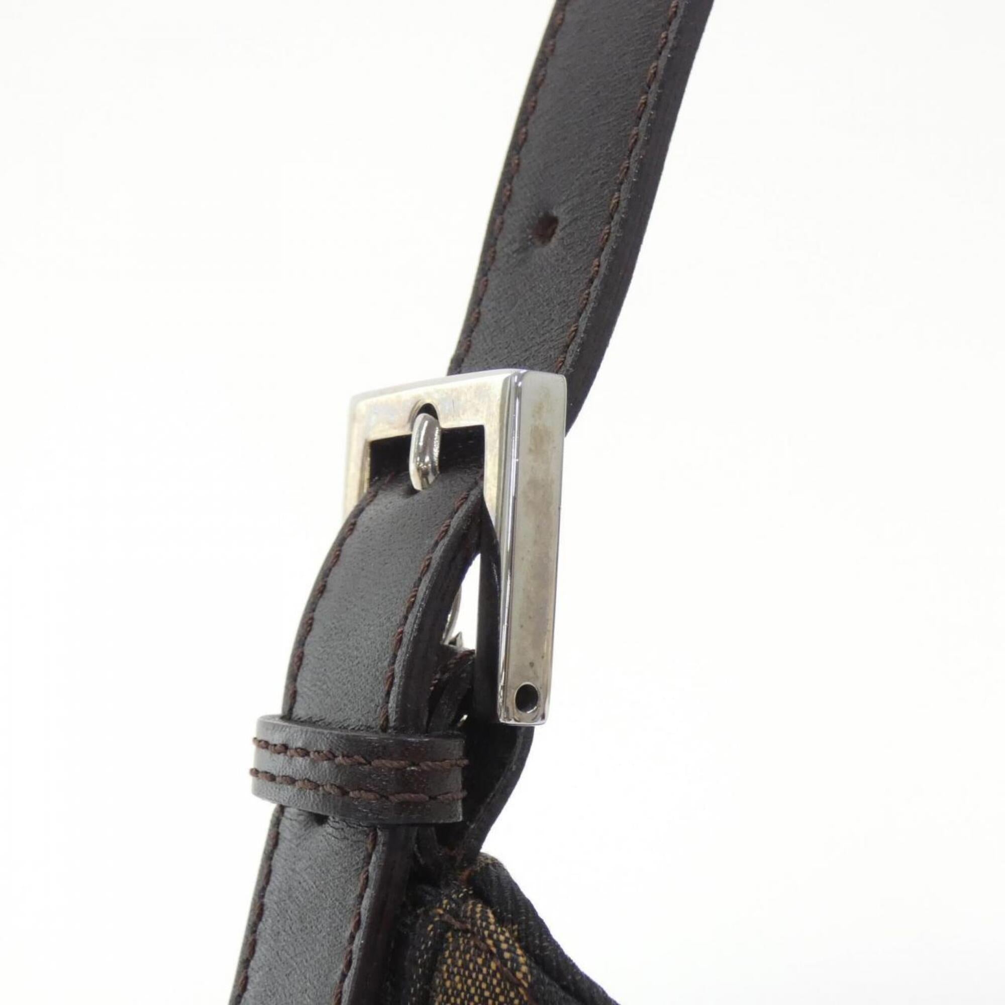 Fendi Silver Canvas Shoulder Bag (Pre-Owned)