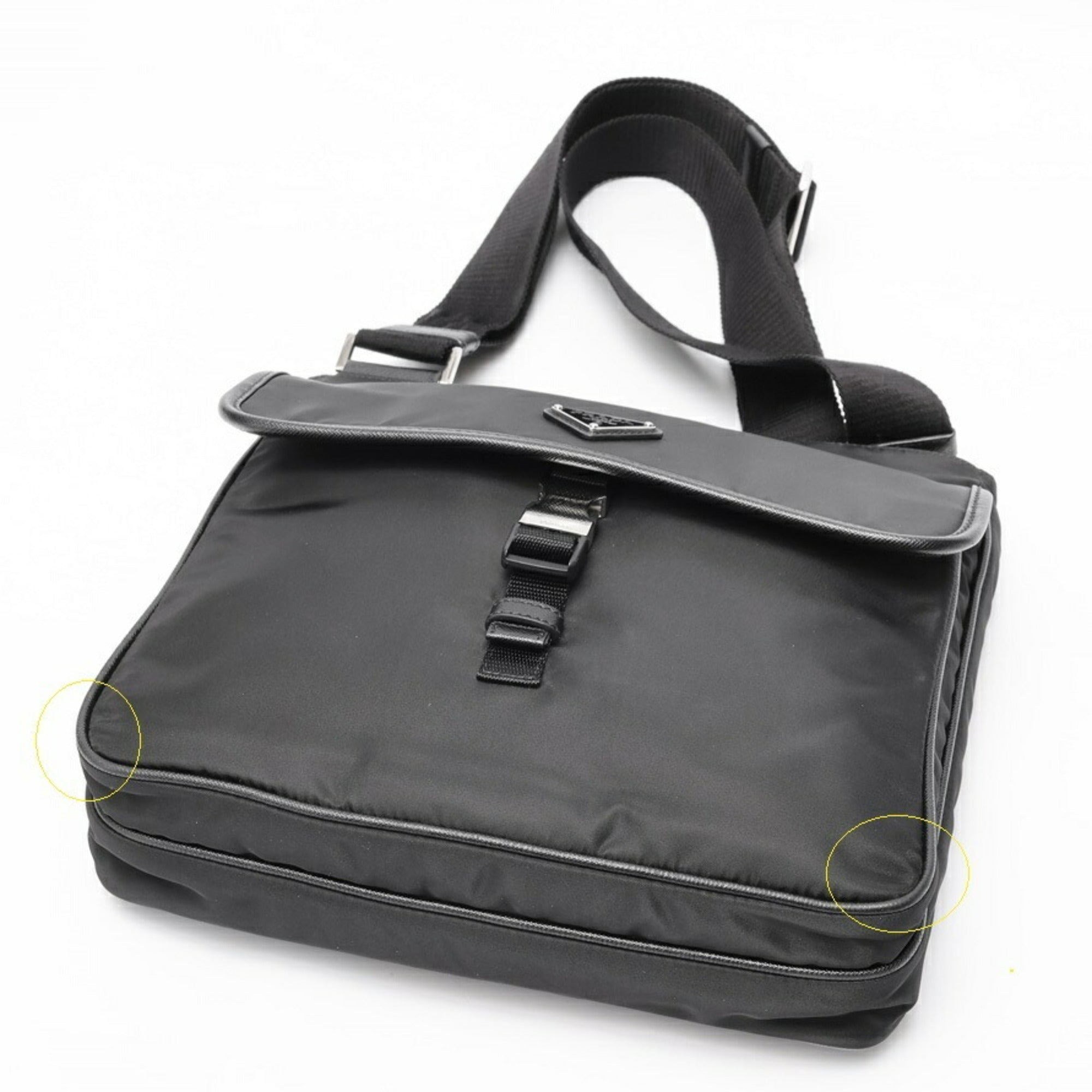 Prada Black Nylon Shoulder Bag (Pre-Owned)