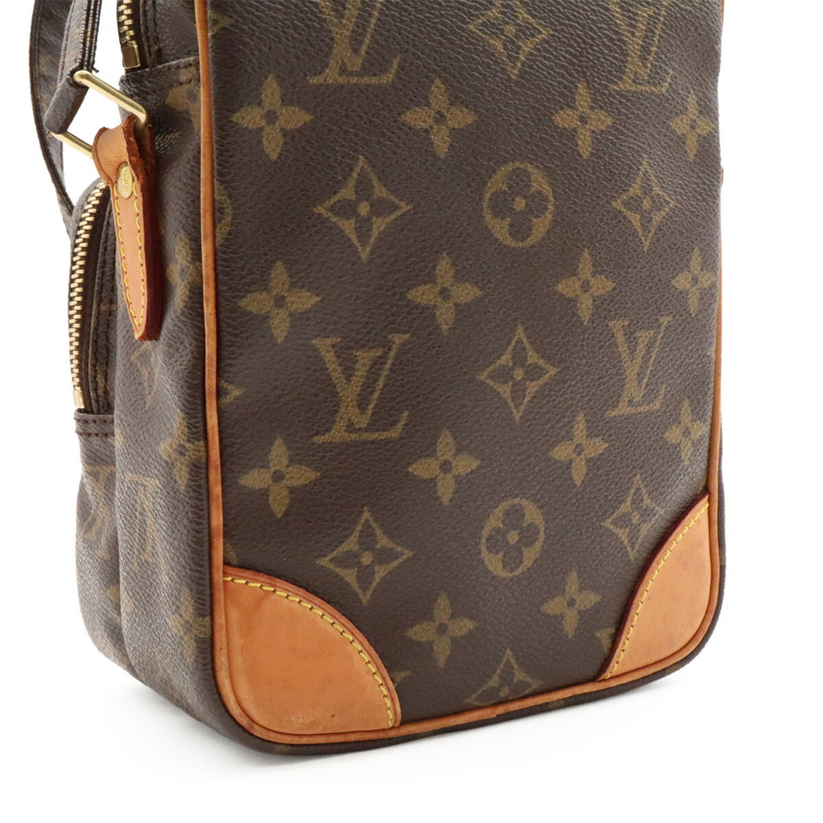 Louis Vuitton Brown Monogram Pochette Shoulder Bag (Pre-Owned)