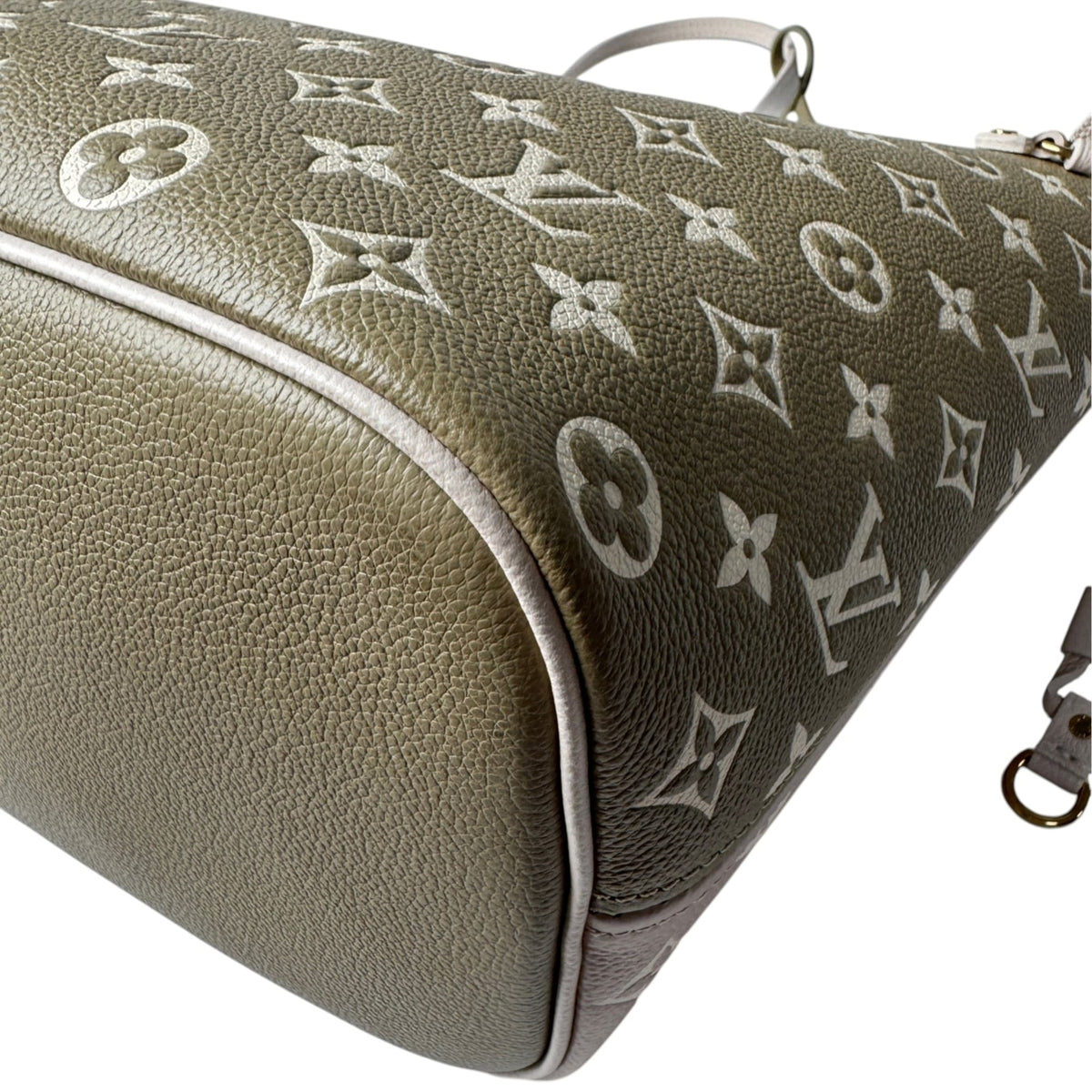 Louis Vuitton Beige Khaki Monogram Empreinte Pouch (Pre-Owned)
