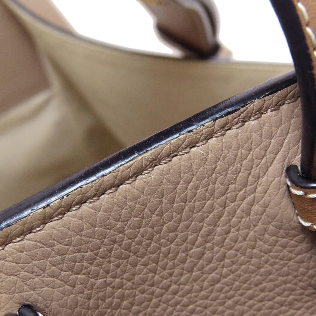 Loewe Grayish Leather Handbag (Pre-Owned)