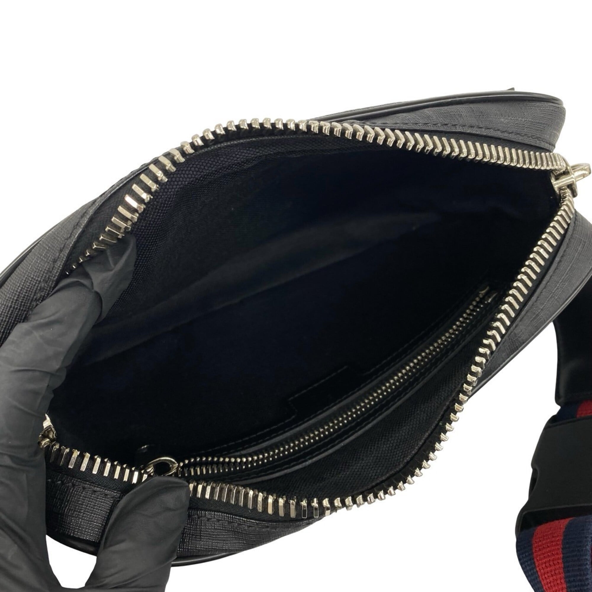 Gucci Black Navy Red Color Leather Pvc Pouch Shoulder Bag Sling Bag (Pre-Owned)