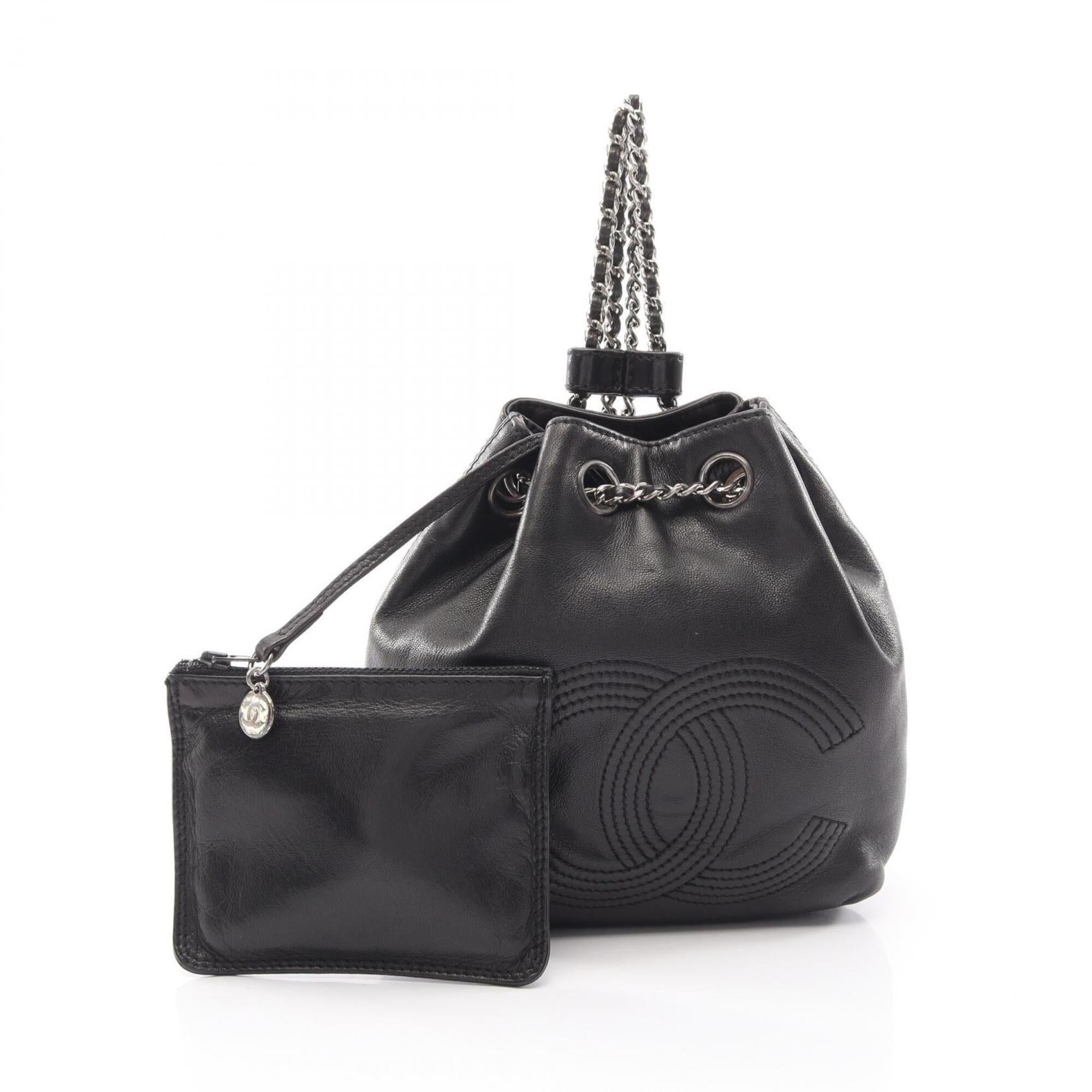 Chanel Black Leather Backpack Handbag (Pre-Owned)