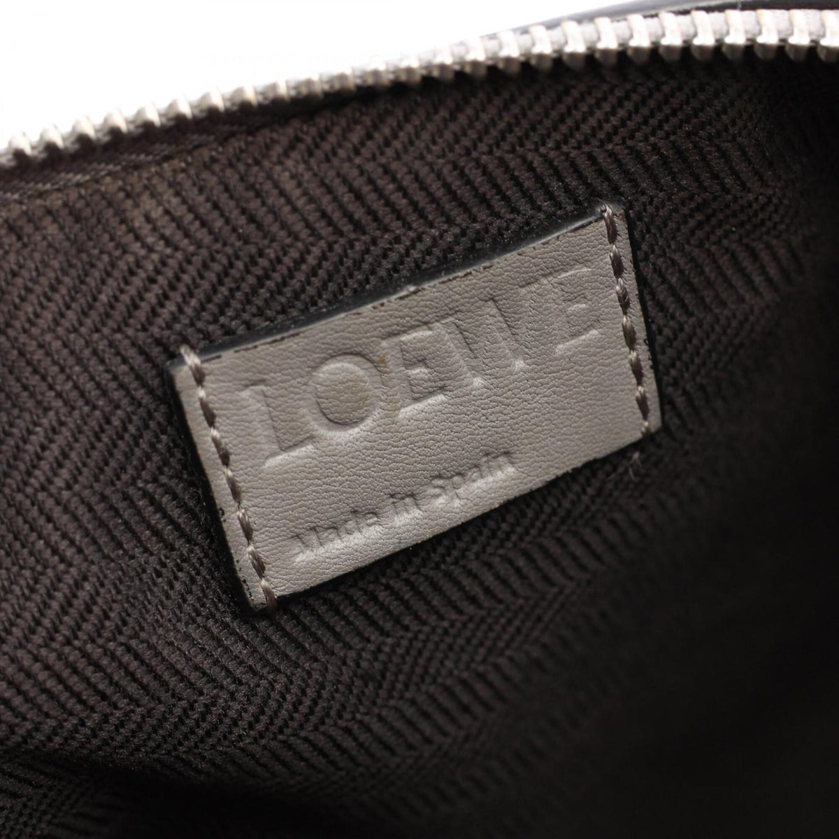 Loewe Gray Leather Fanny Pack Handbag (Pre-Owned)