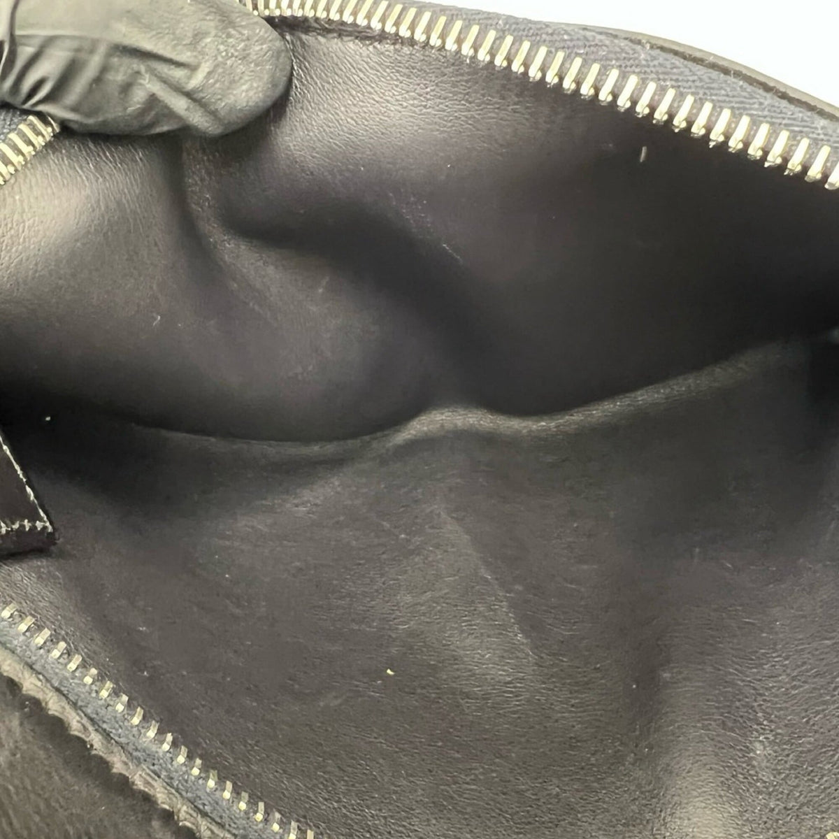 Hermes Black Pochette Shoulder Bag (Pre-Owned)