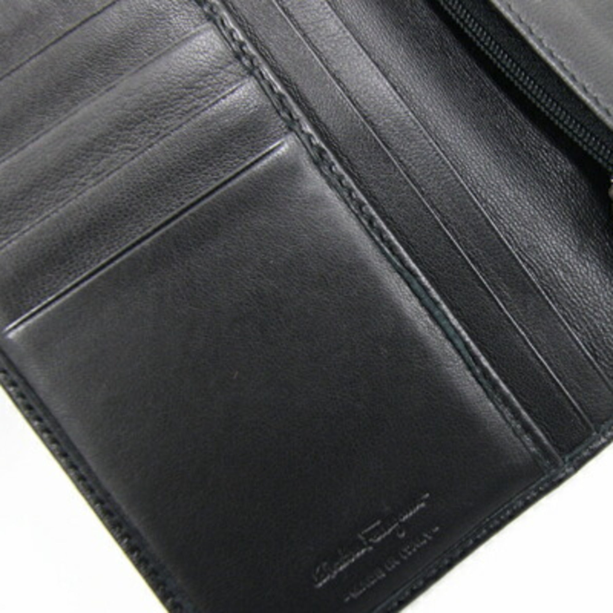 Salvatore Ferragamo Black Leather Long Wallet (Bi-Fold) (Pre-Owned)