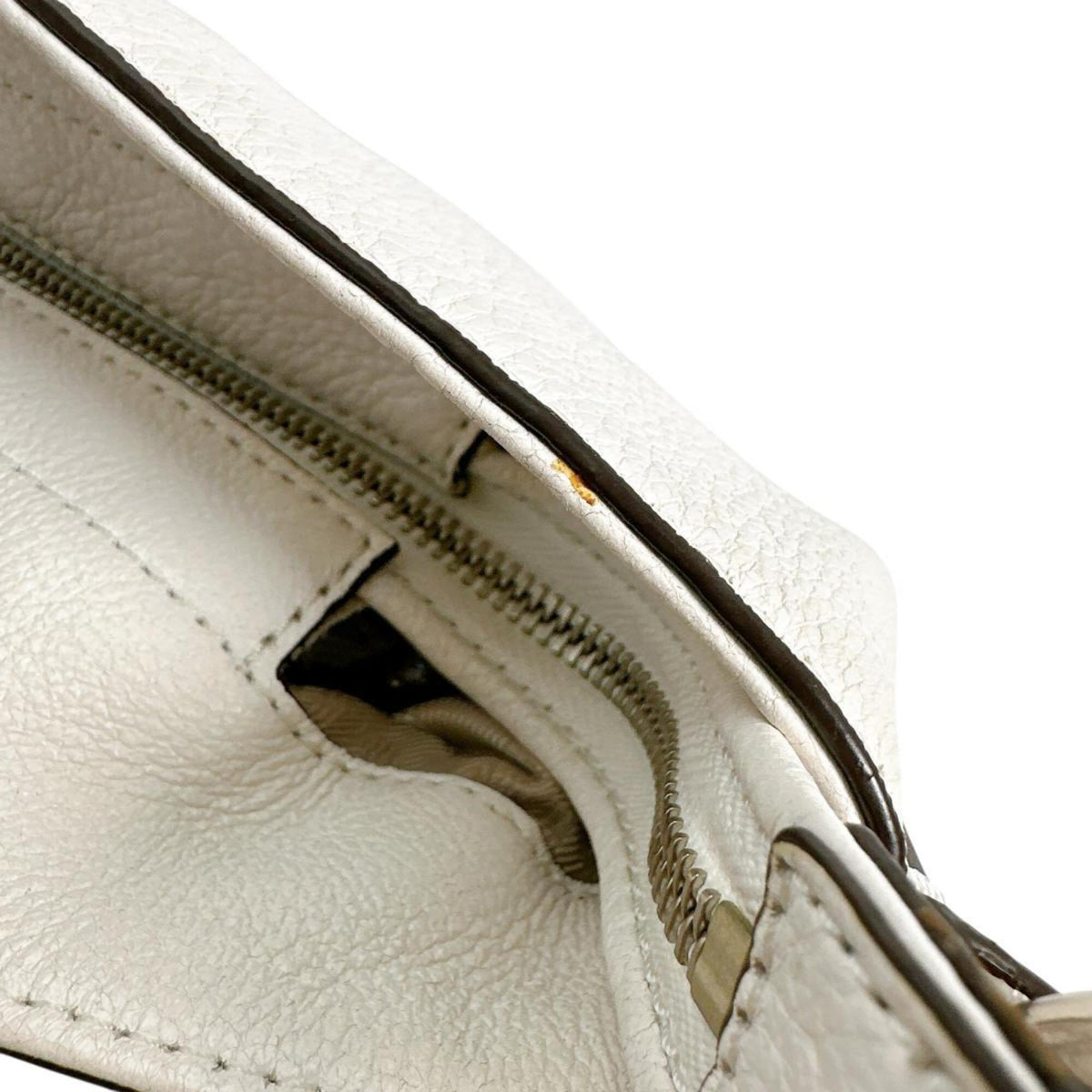 Michael Kors White Leather Handbag Tote Bag (Pre-Owned)
