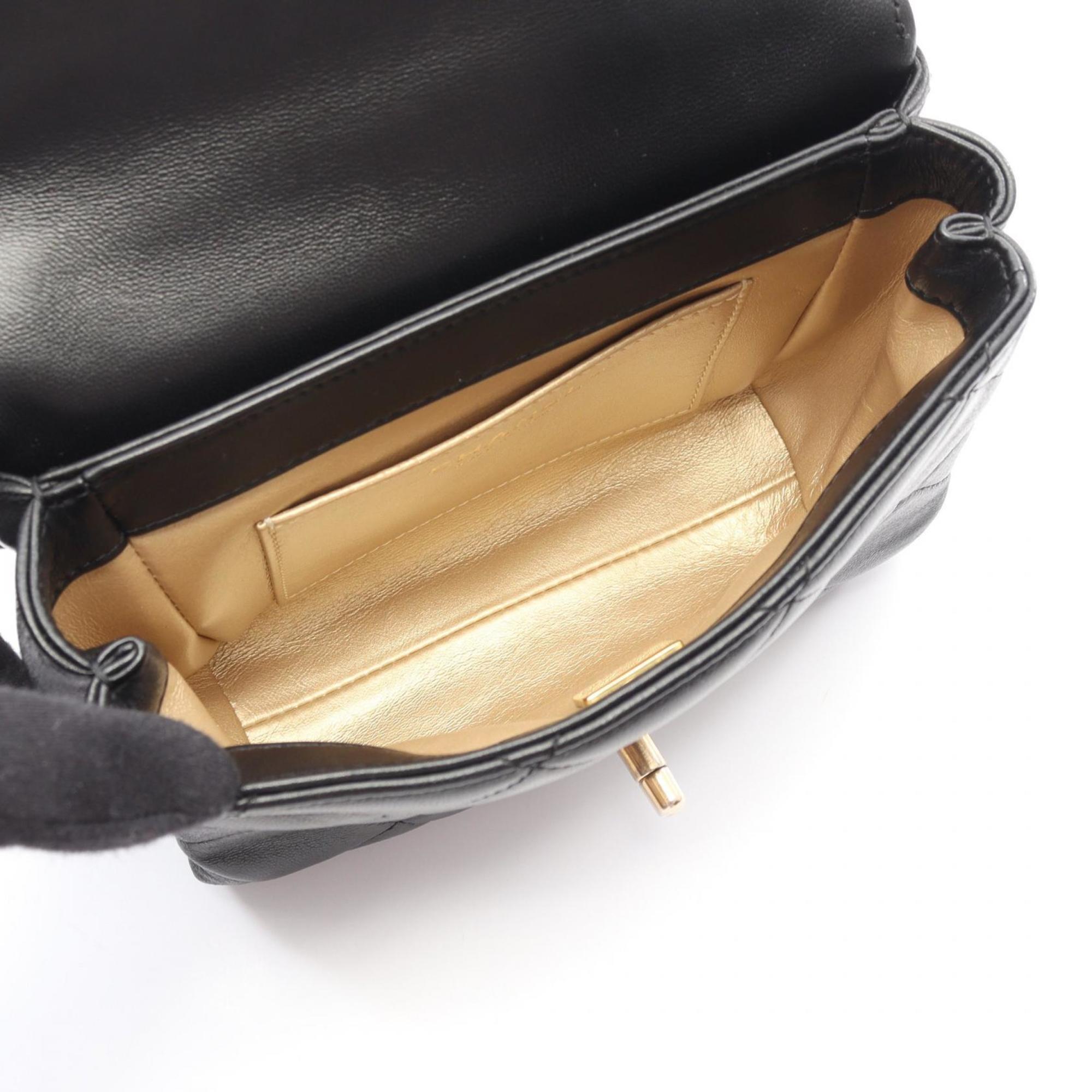 Chanel Black Leather Shoulder Bag (Pre-Owned)