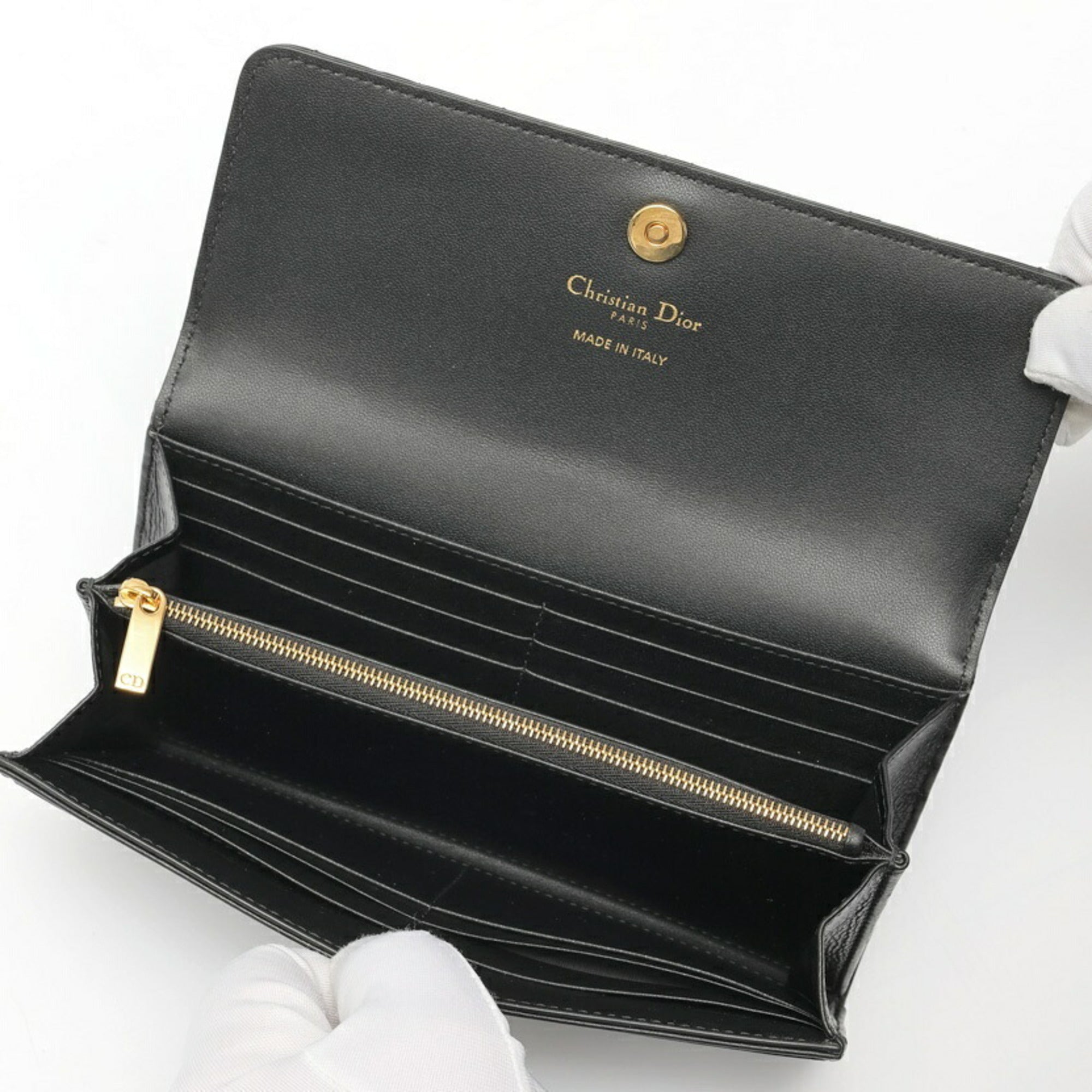 Christian Dior Black Leather Long Wallet (Bi-Fold) (Pre-Owned)