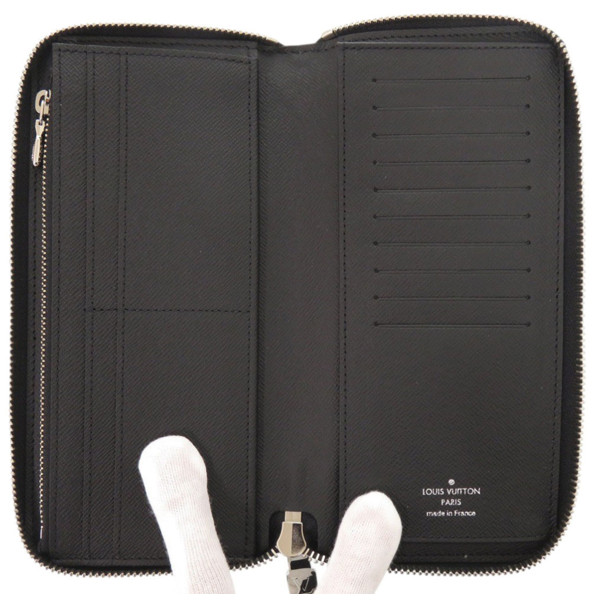 Louis Vuitton Noir Epi Leather Long Wallet (Bi-Fold) (Pre-Owned)