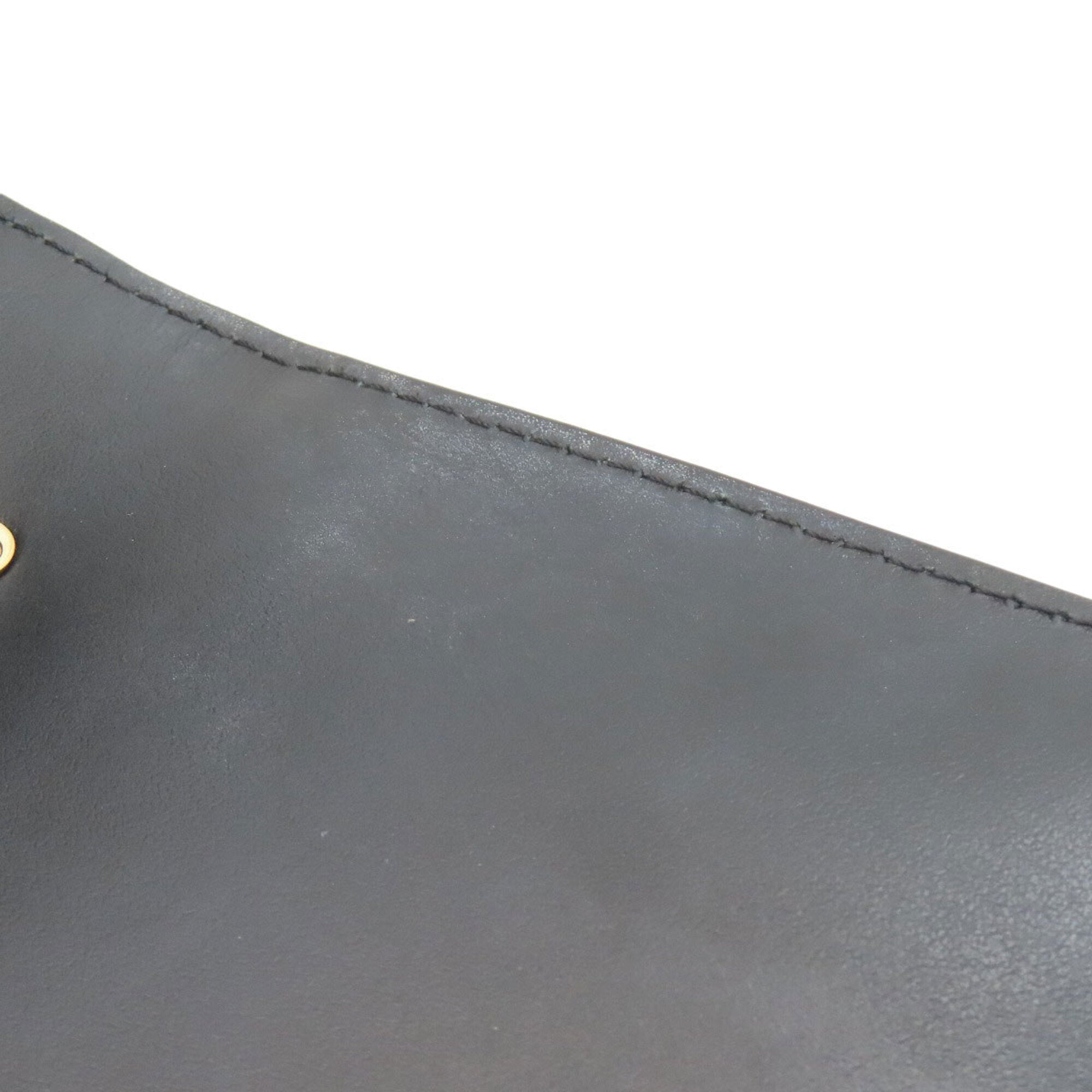 Salvatore Ferragamo Black Leather Shoulder Bag (Pre-Owned)