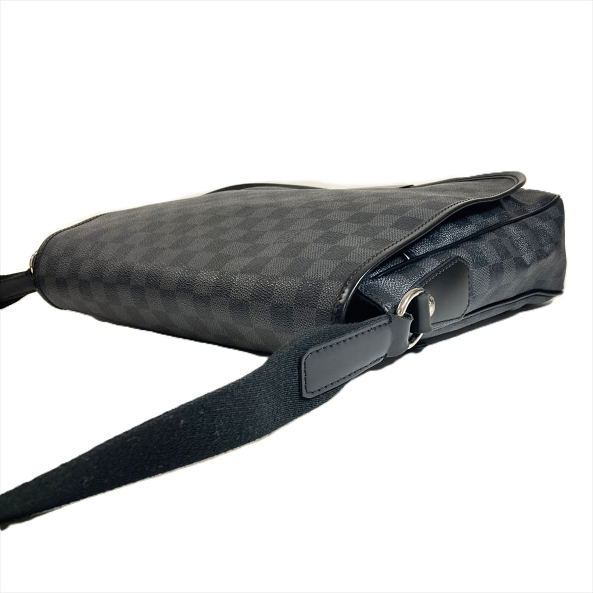 Louis Vuitton Black Damier Graphite Shoulder Bag (Pre-Owned)