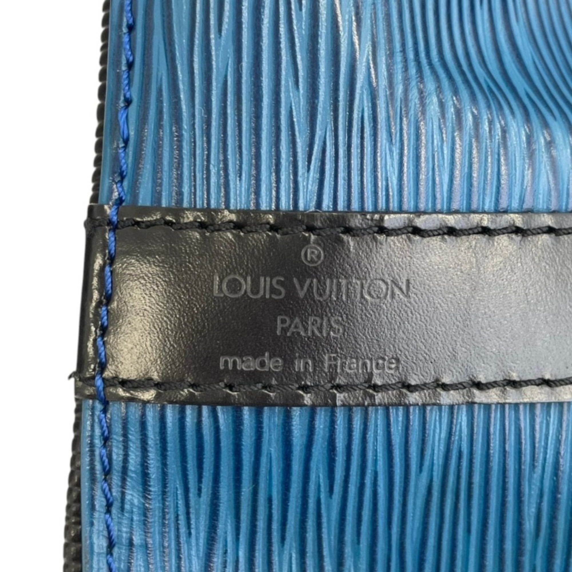 Louis Vuitton Blue Epi Leather Shoulder Bag (Pre-Owned)