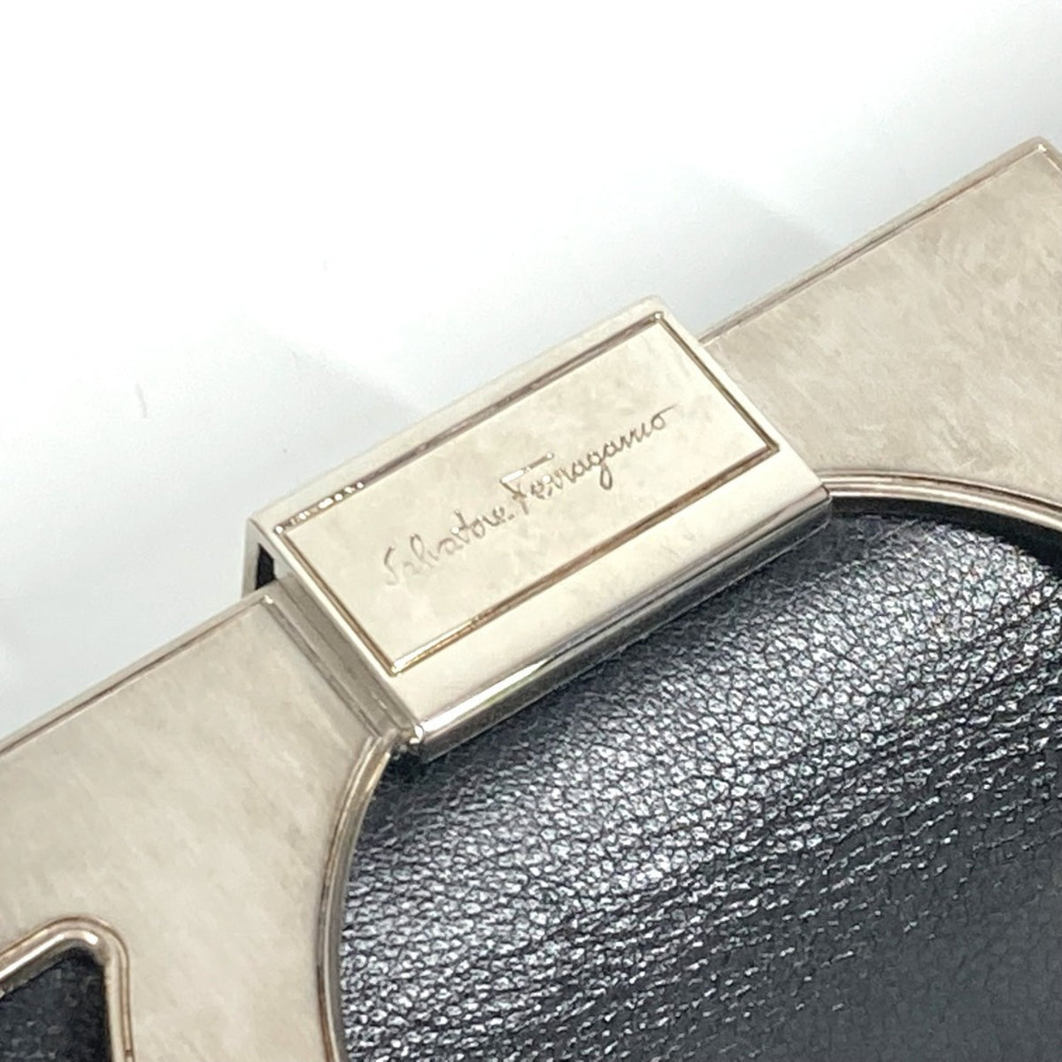 Salvatore Ferragamo Gancini Black Leather Clutch Bag (Pre-Owned)
