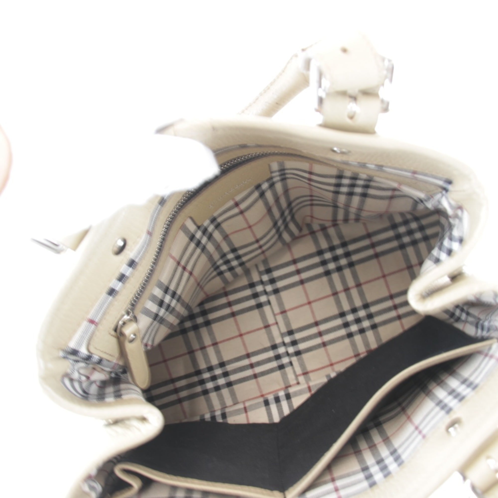 Burberry Beige Leather Handbag (Pre-Owned)
