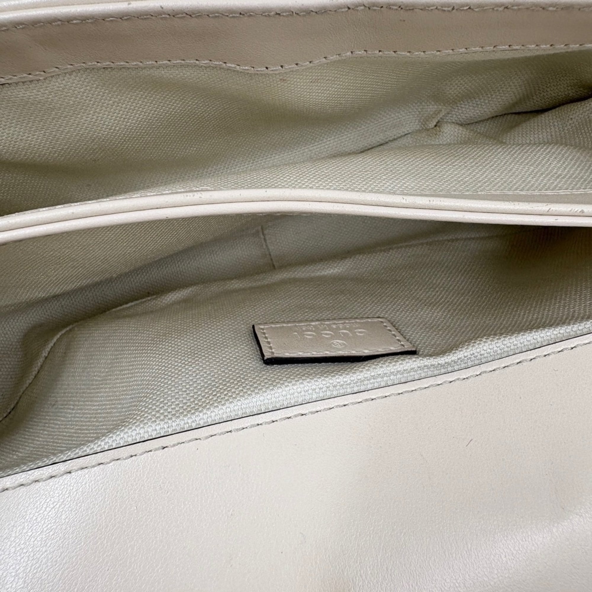 Gucci Gg Marmont Beige Shoulder Bag (Pre-Owned)