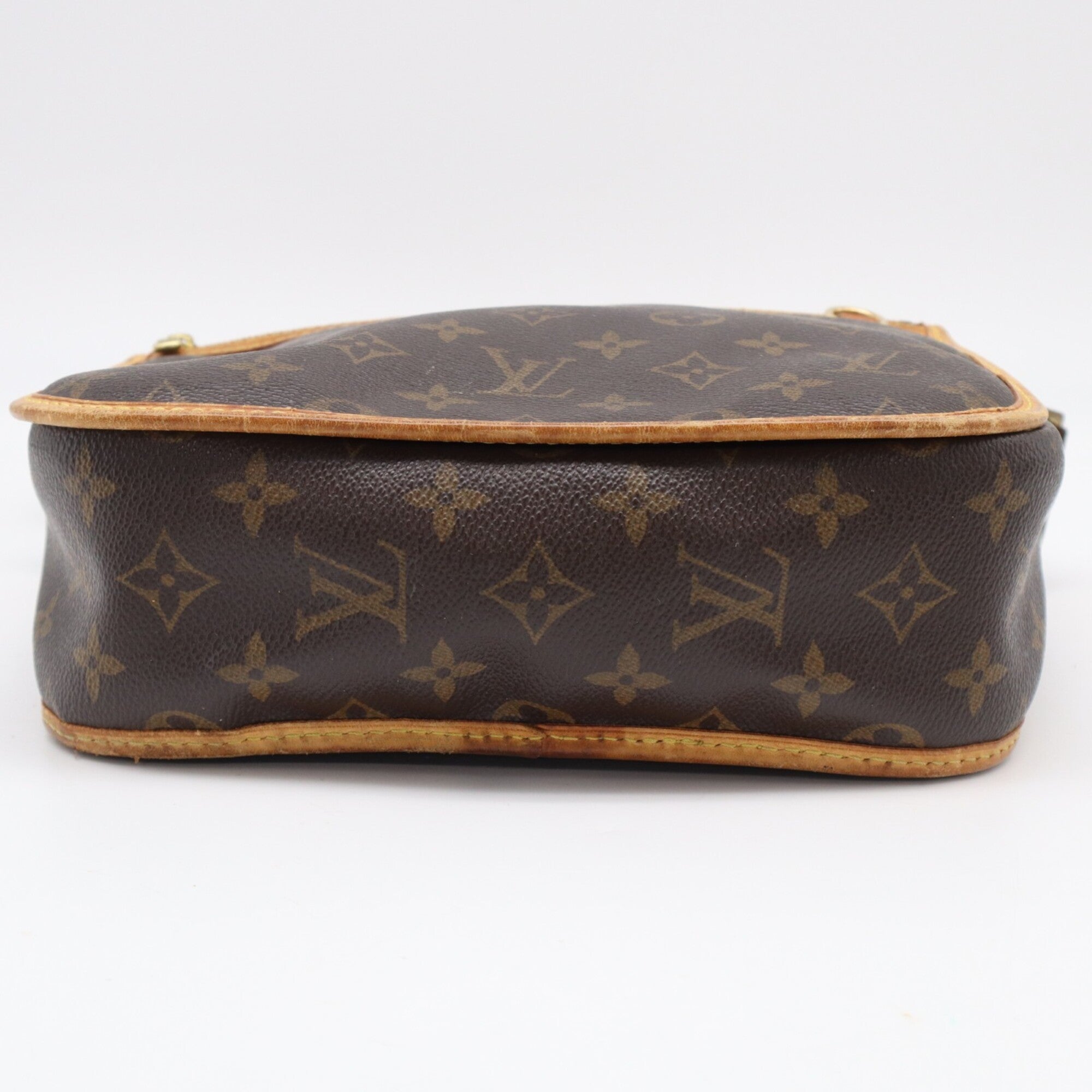 Louis Vuitton Beige Brown Monogram Shoulder Bag (Pre-Owned)